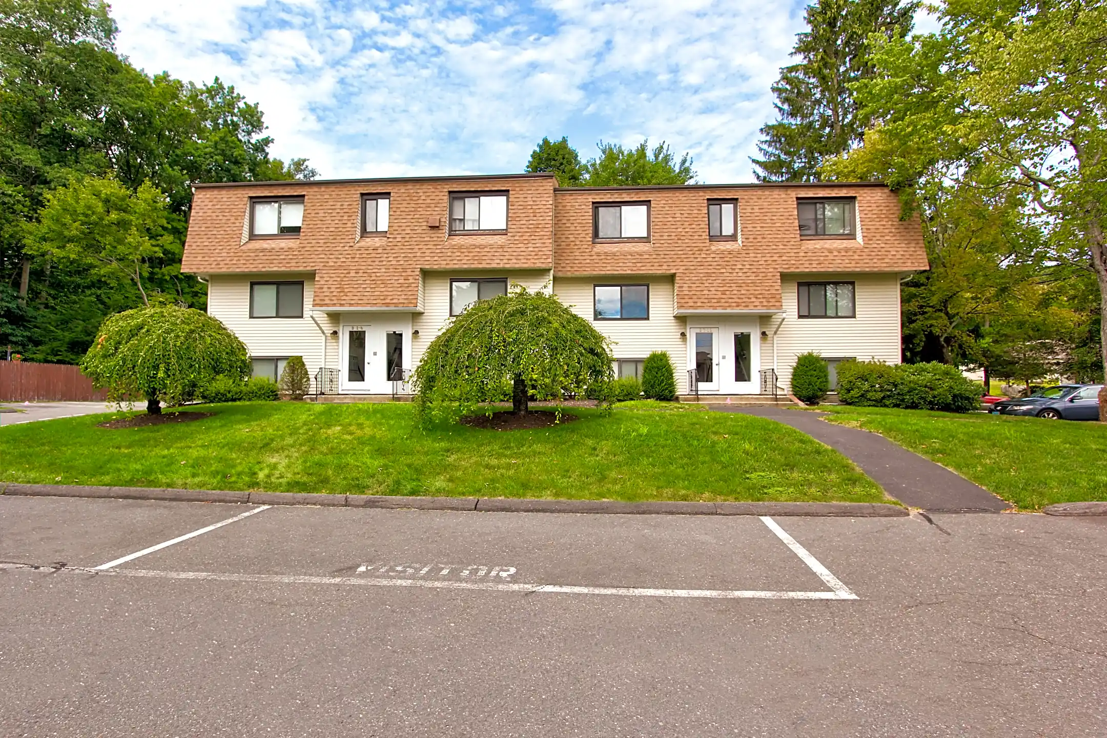 Ramblewood Apartments Naugatuck, CT 06770