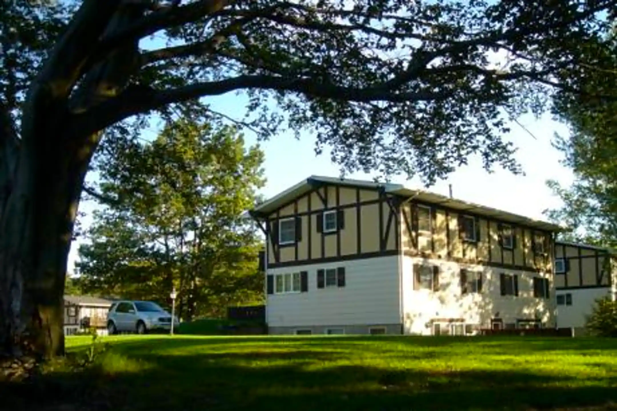 Highland Apartments 18244 Swiss Dr Spring Lake, MI for Rent Rent.