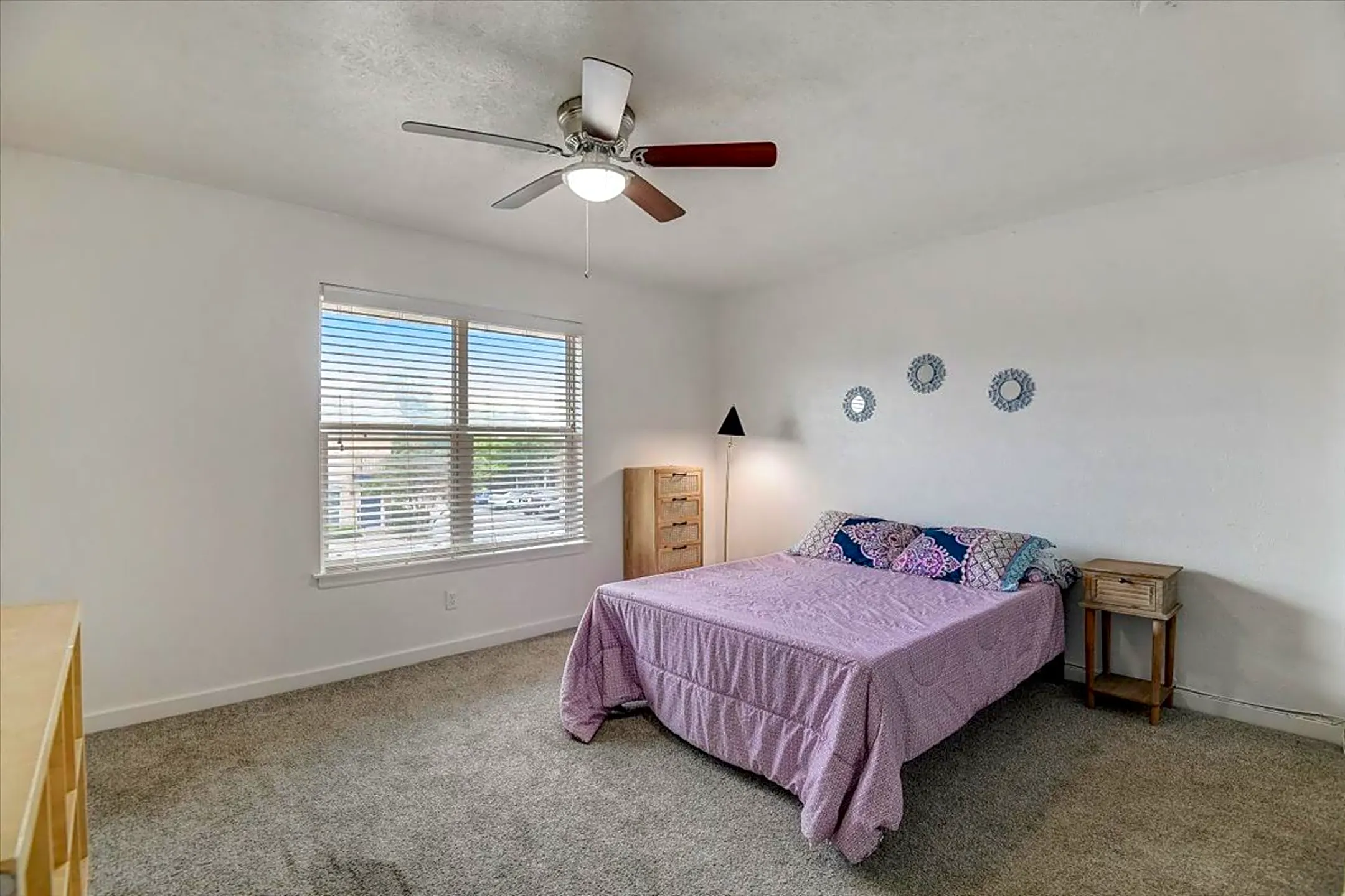 The Quarter Apartments 1003 Eagle Dr Denton, TX Apartments for Rent