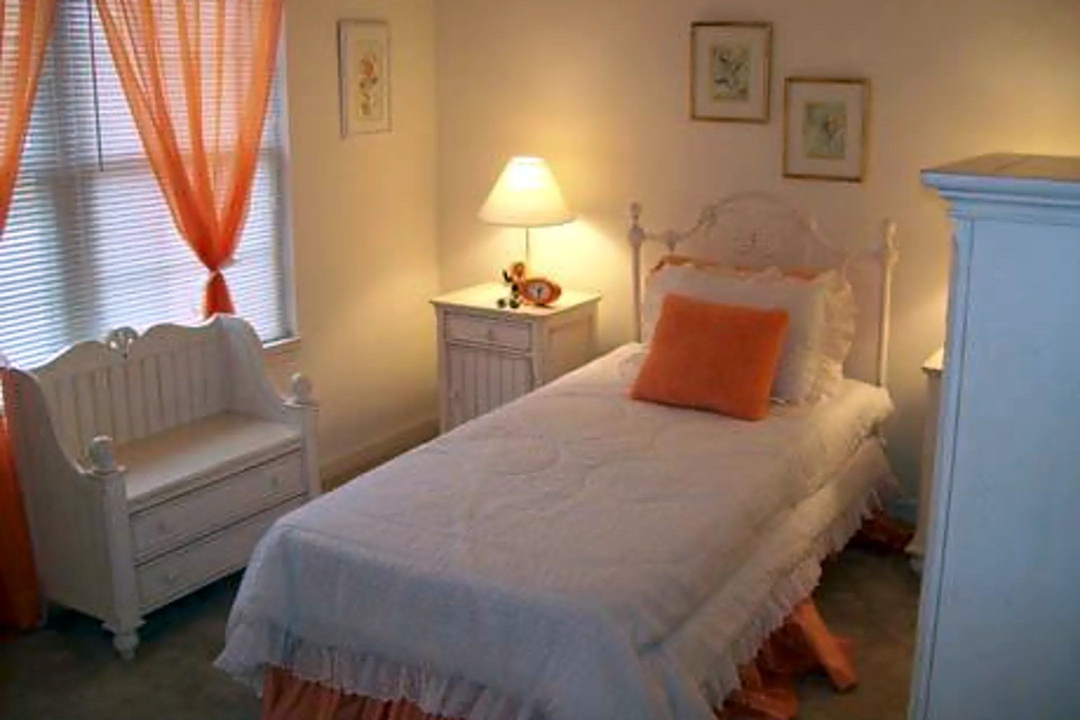 Spring Mills Apartments 254 T J Jackson Dr Falling Waters, WV