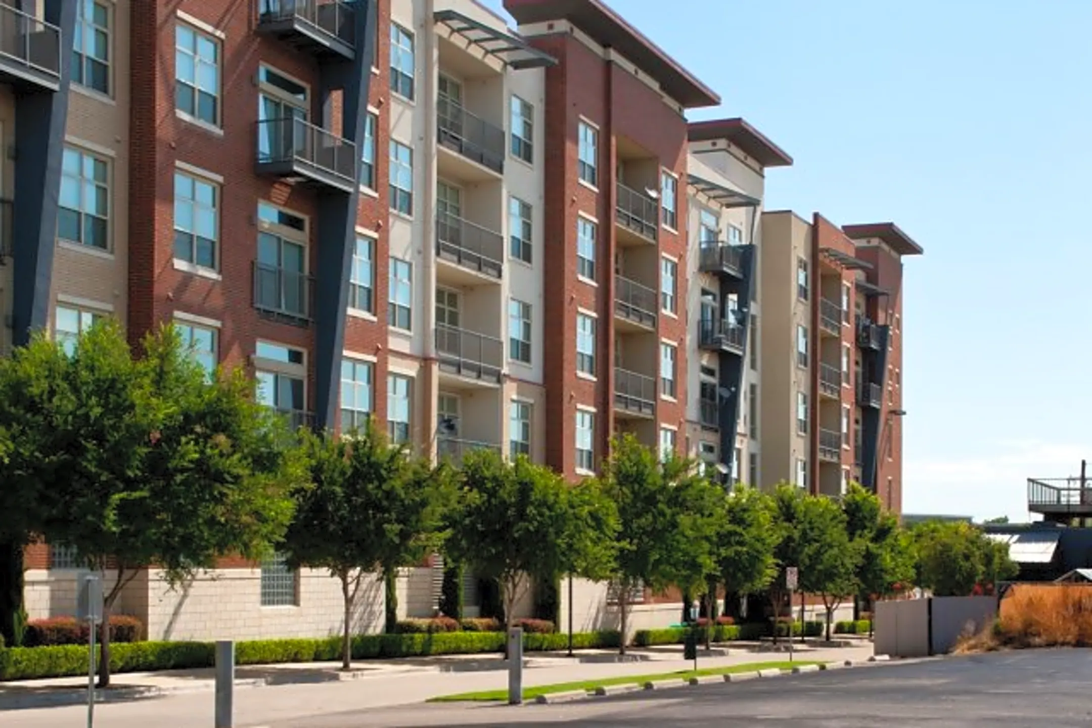 Ambrose Dallas, TX 75226