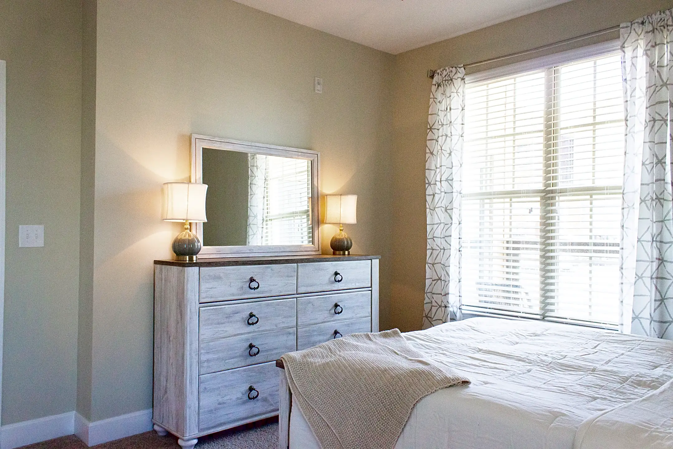 Warrick Trail Apartments 9899 Warrick Trl Newburgh, IN Apartments