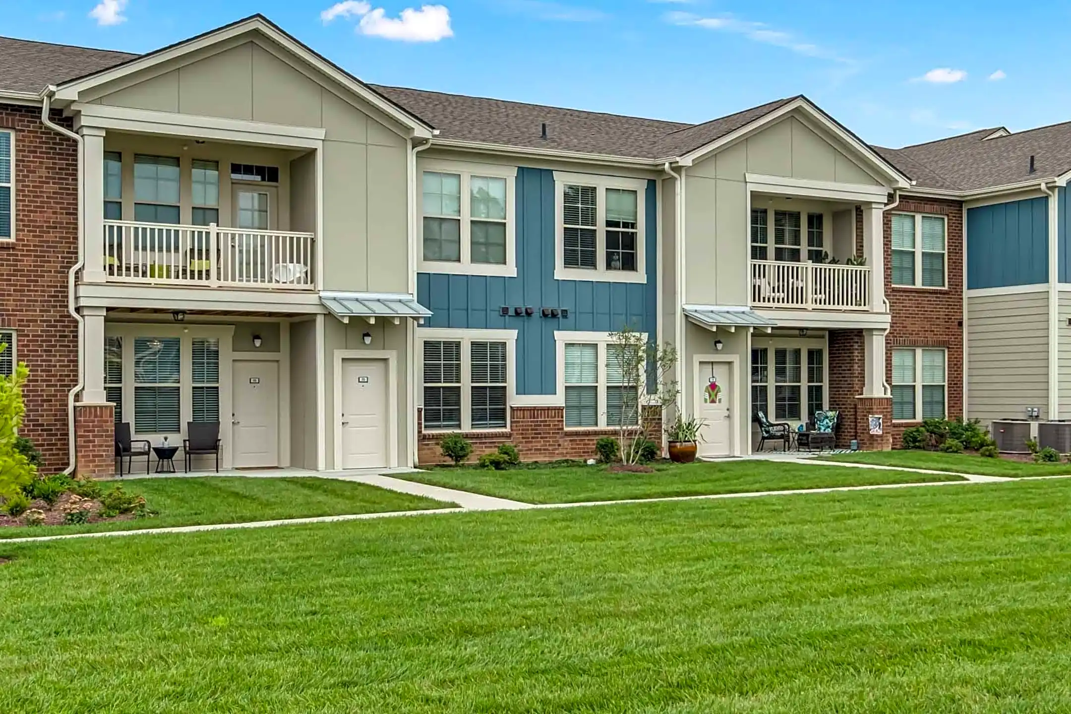 Springs at LaGrange Apartments Louisville, KY 40223