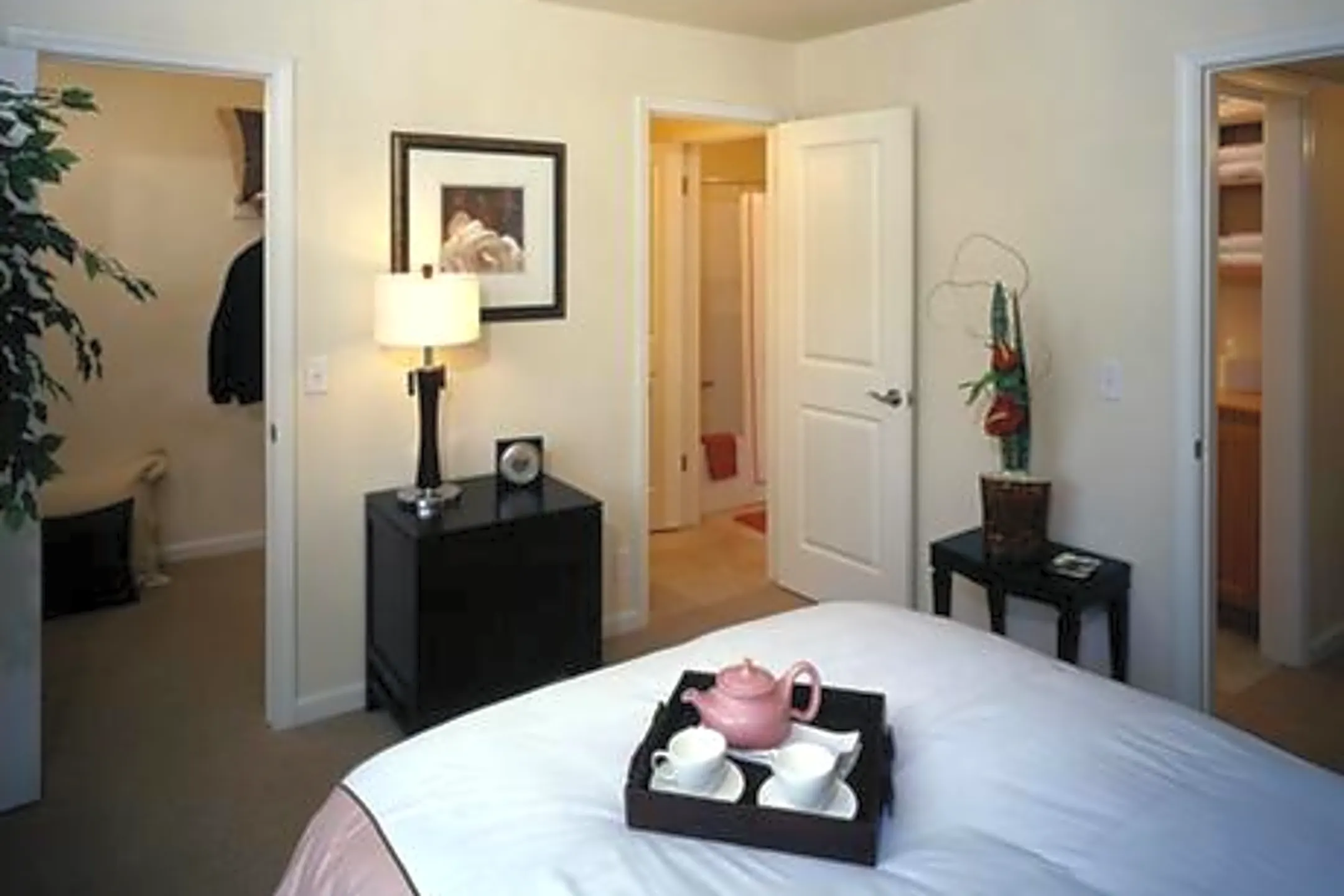 Meadowood Village 430 Ellesmere Dr Dixon, CA Condos for Rent Rent.