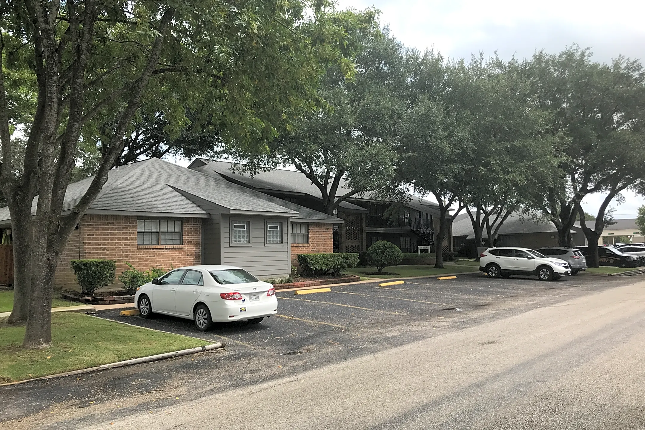 Sweetwater 200 McElroy Ave Wharton, TX Apartments for Rent Rent.