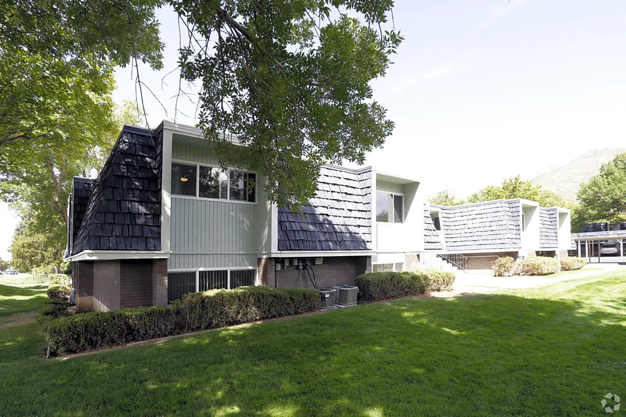 Building - Christopher Village - Ogden, UT