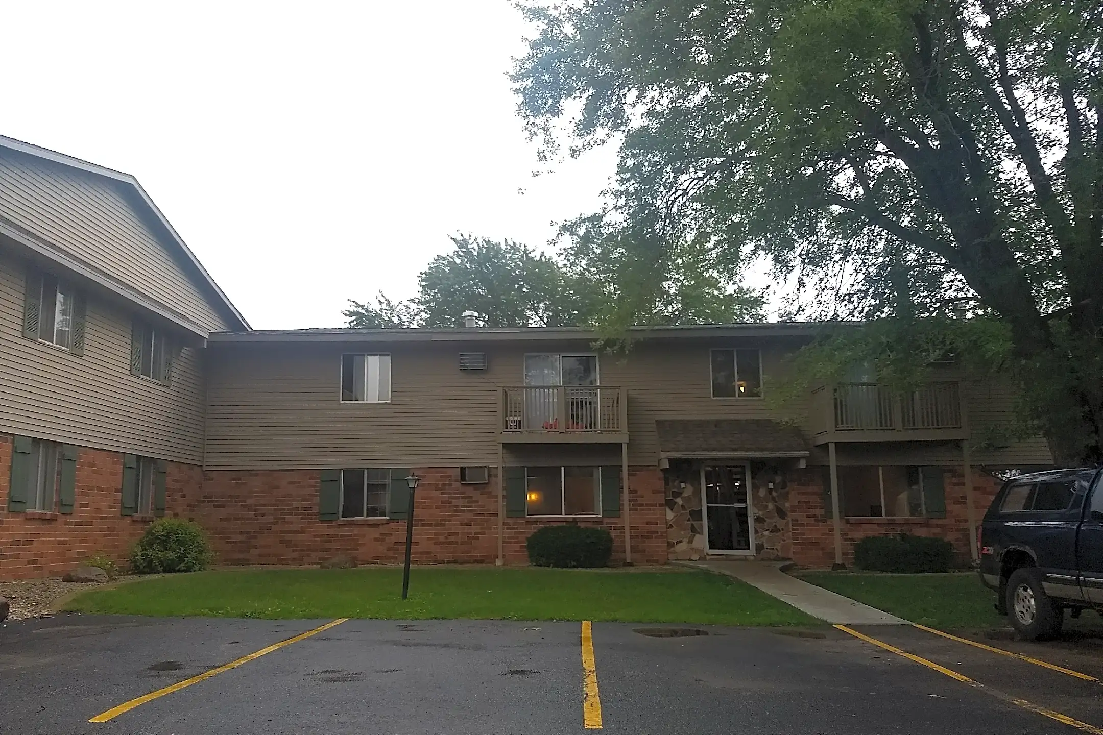 Evergreen Apartments Appleton Wisconsin