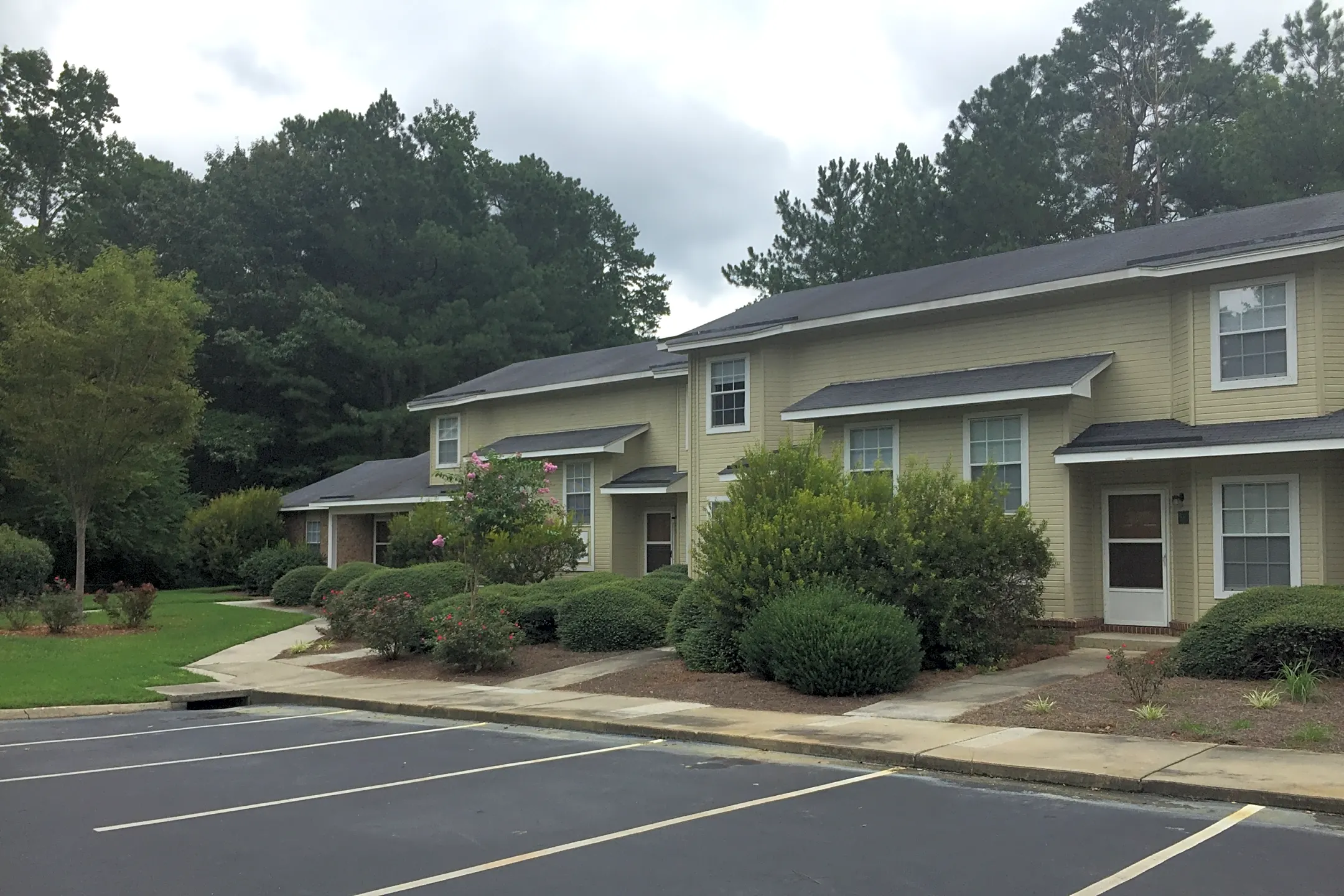 Uwharrie Ridge Apartments