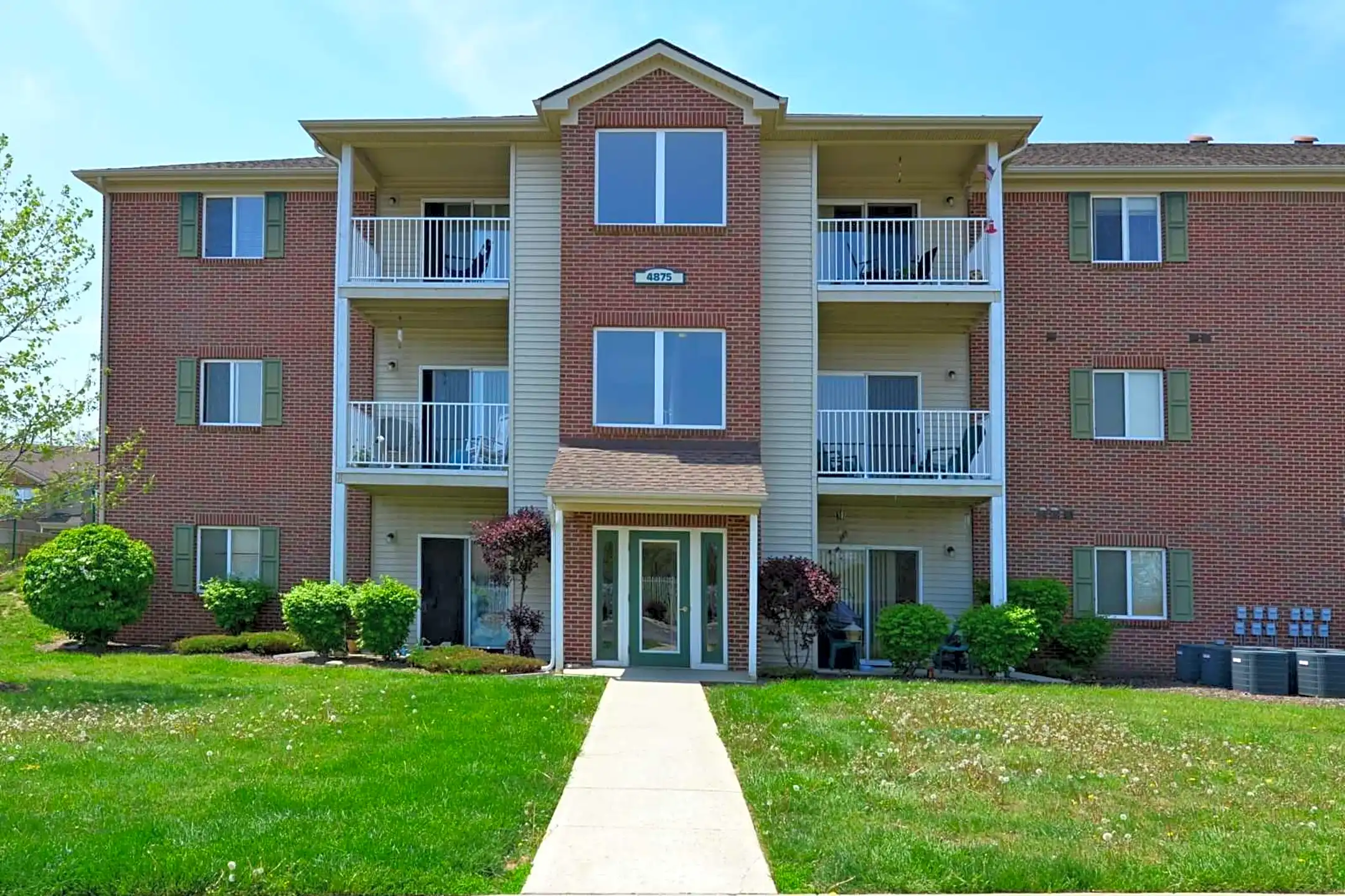 Building - The Cedars at Rivers Bend - South Lebanon, OH