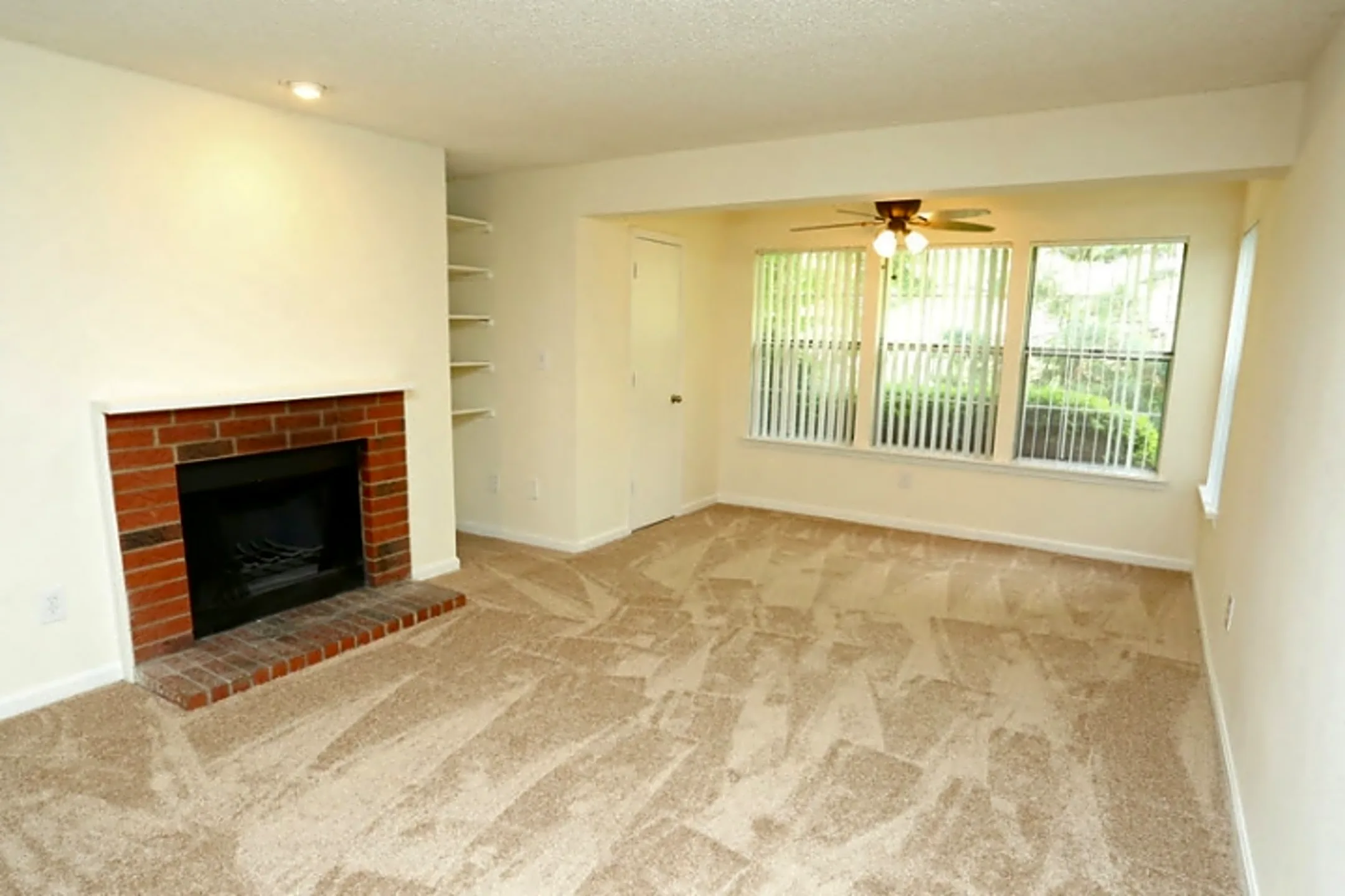 Steeplechase Apartments Lexington, KY 40509