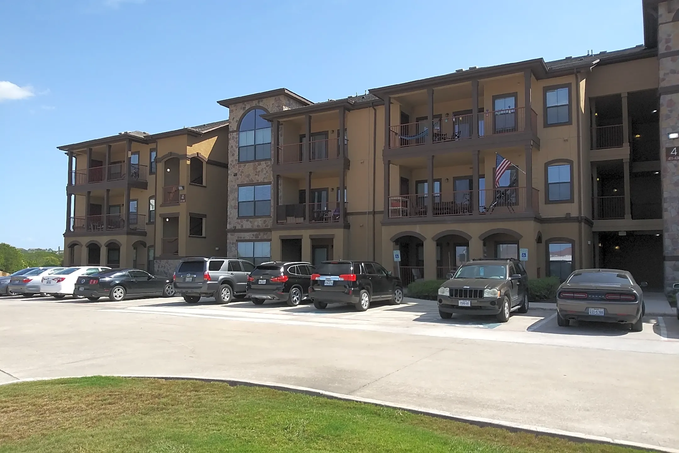 Mira Loma Apartments Live Oak