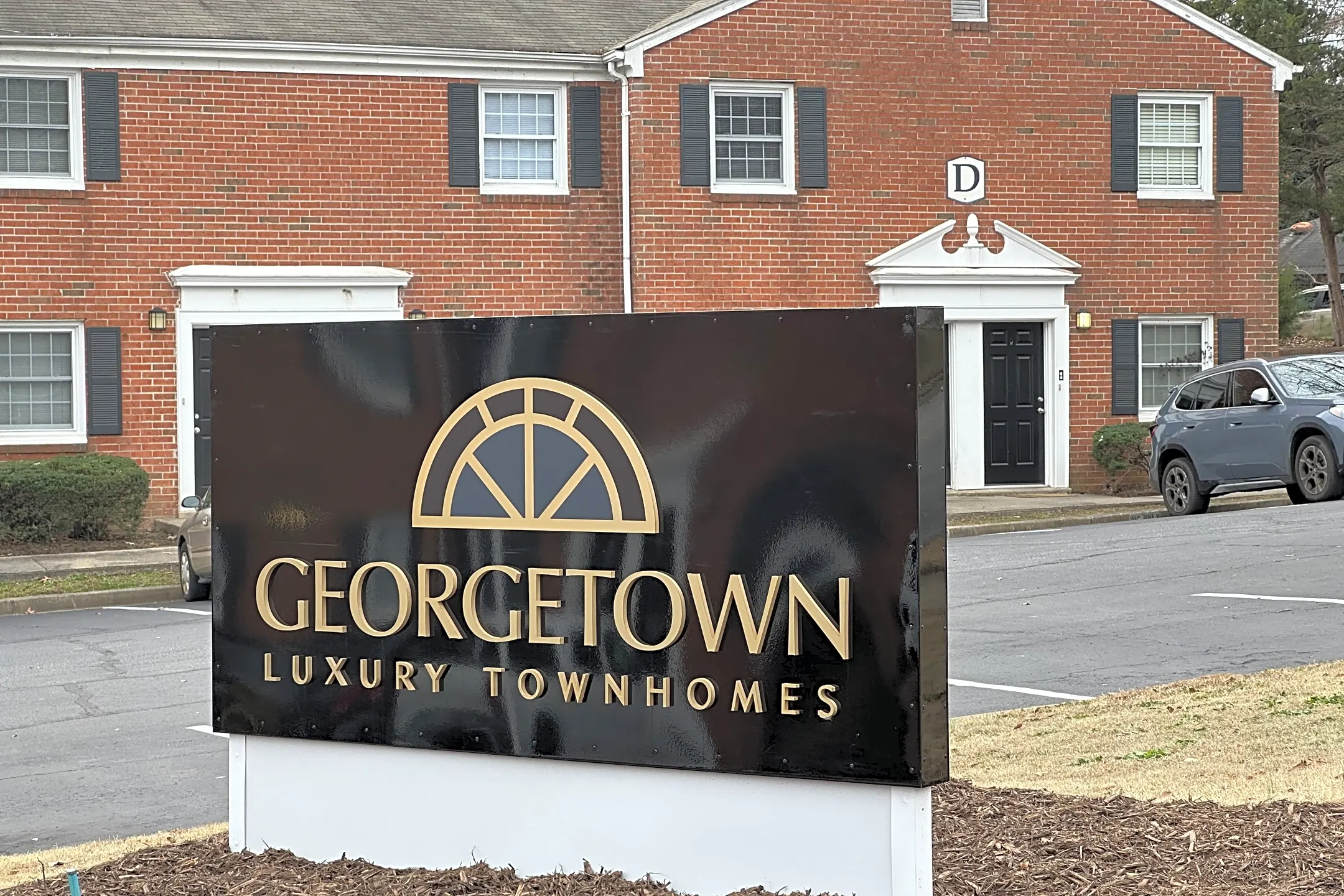 Georgetown Luxury Apartments