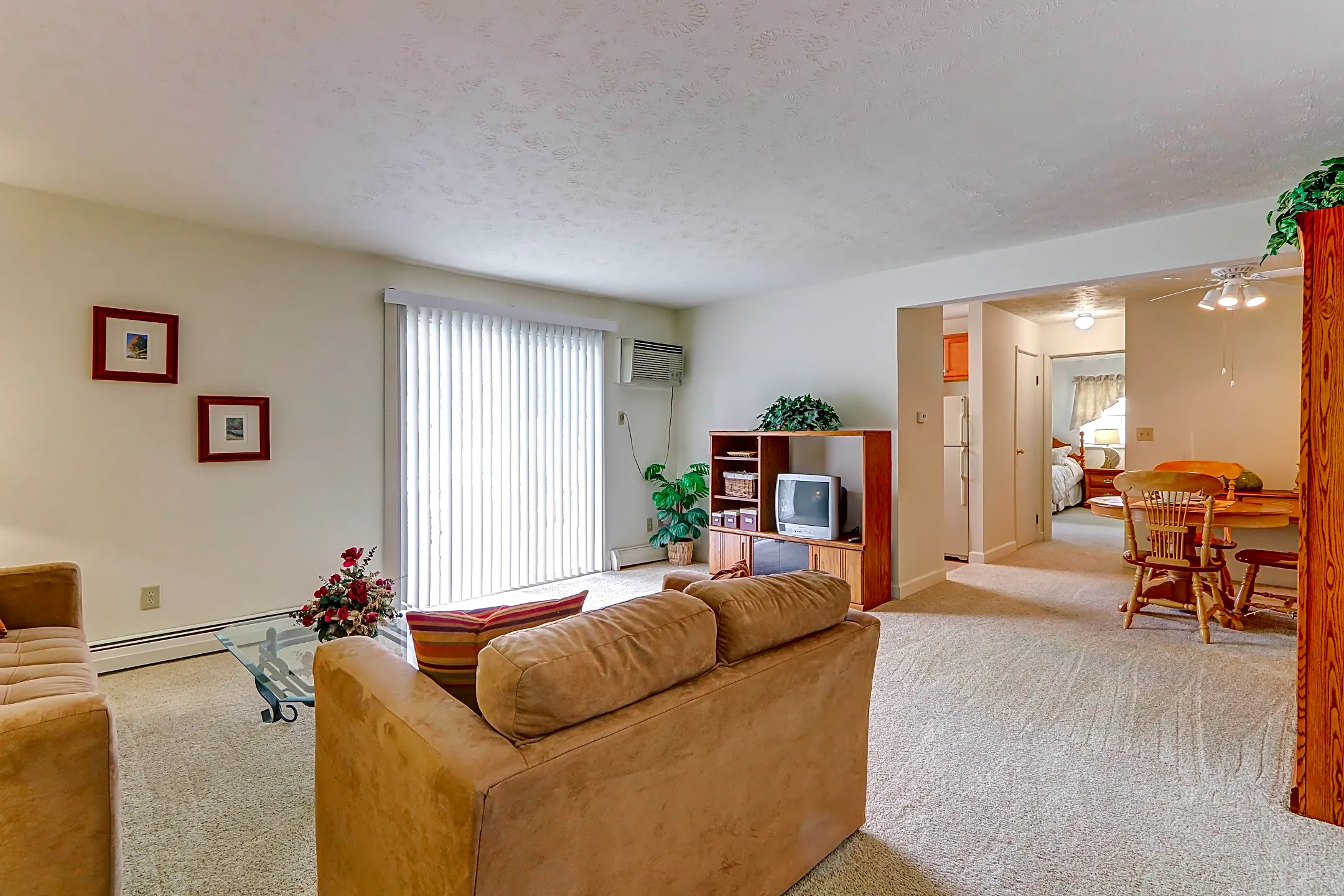 Eastwood Arms Apartments Niles, OH 44446