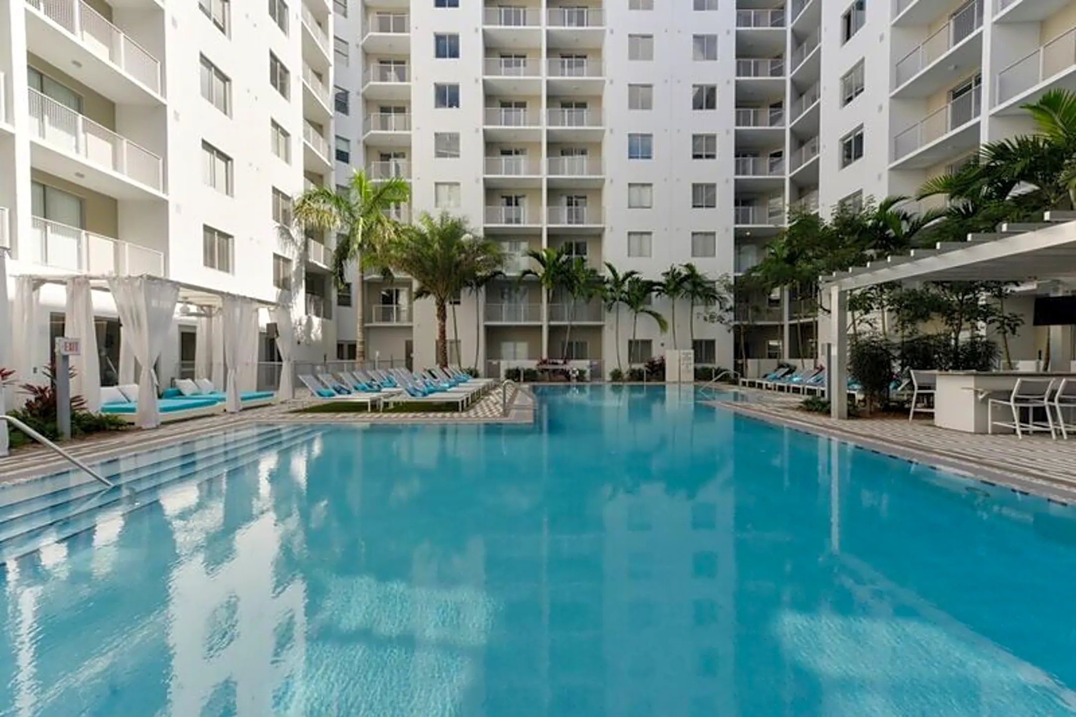 Pearl Dadeland 7440 SW 88th St Miami, FL Apartments for Rent Rent.