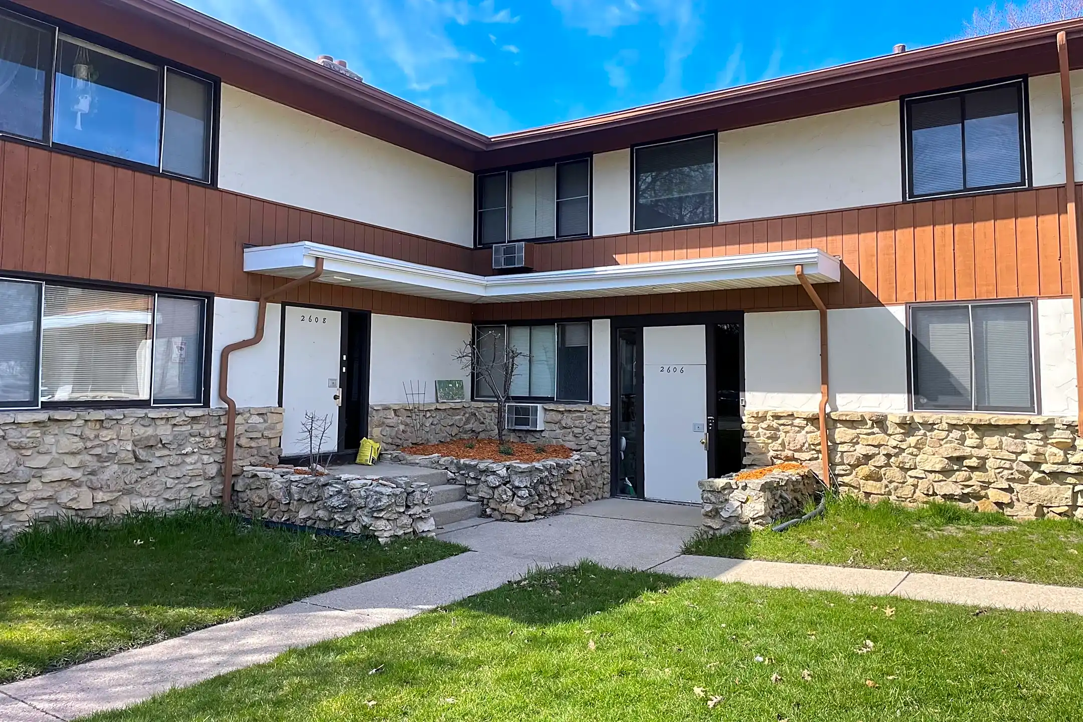 2606 Ardsley Cir Apartments Madison, WI 53713