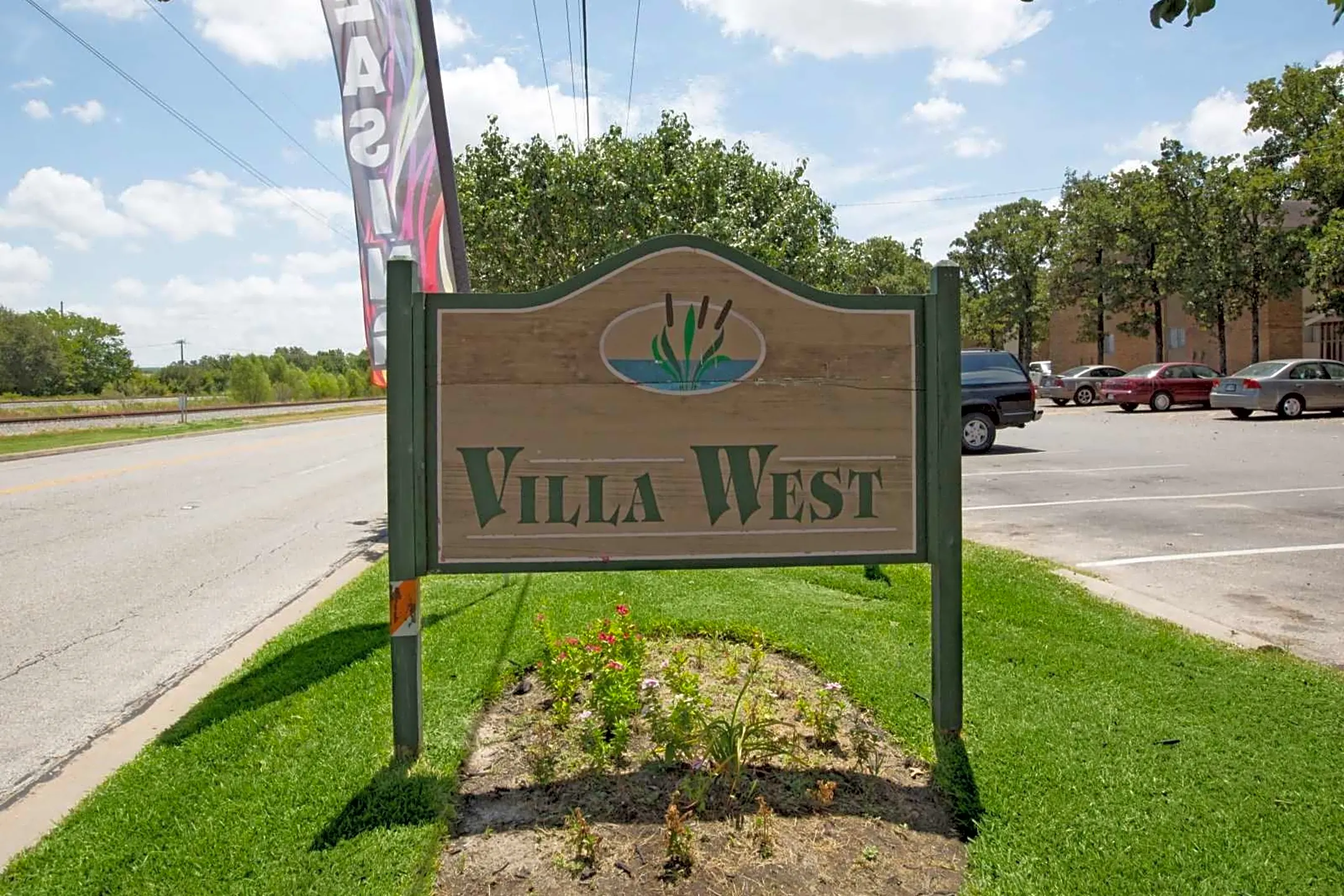 Community Signage - Villa West - Bryan, TX