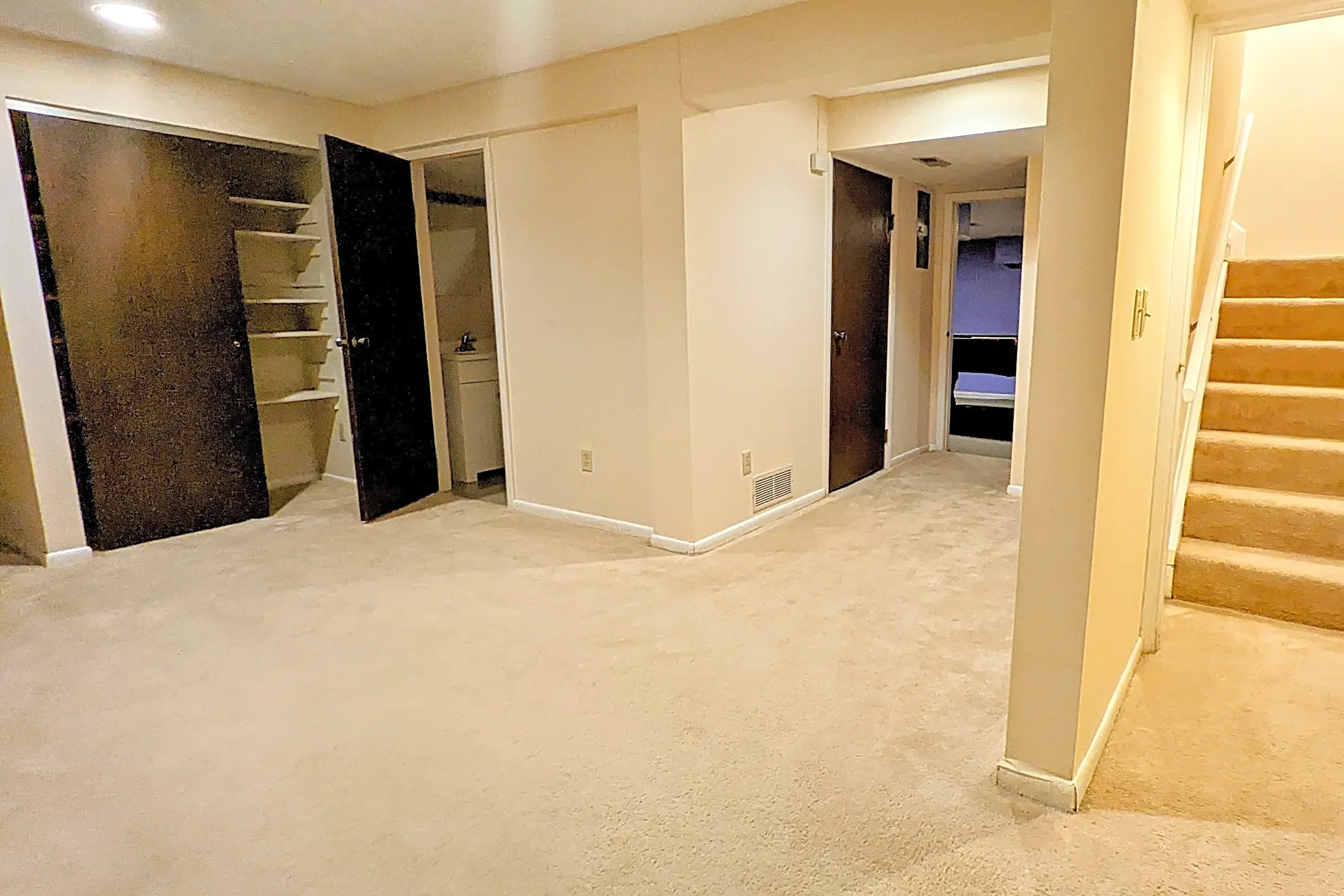 Bedroom - 9465 Hunters Creek Dr - Blue Ash, OH