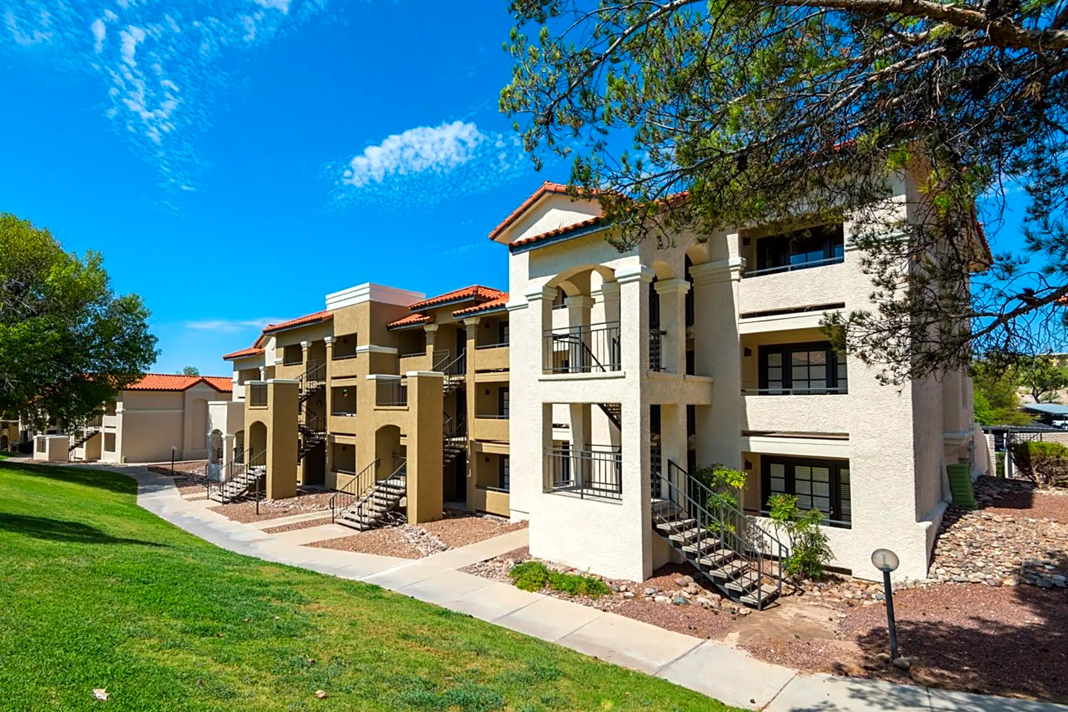 The Highlands Apartments Tucson