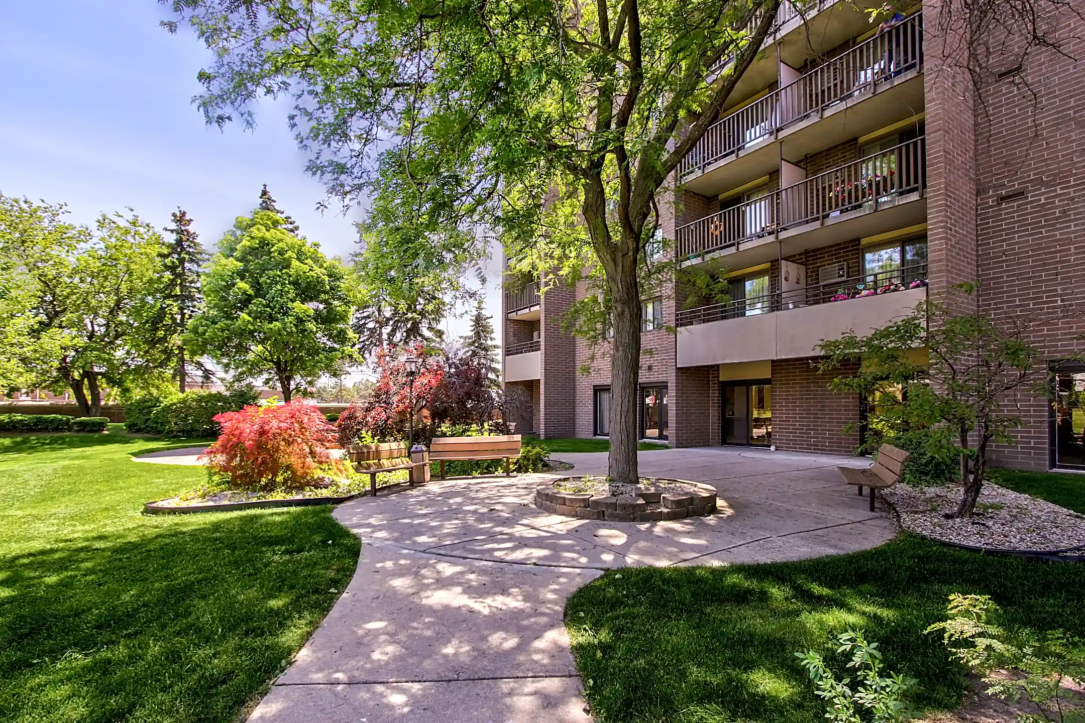 Hazelcrest Place Apartments