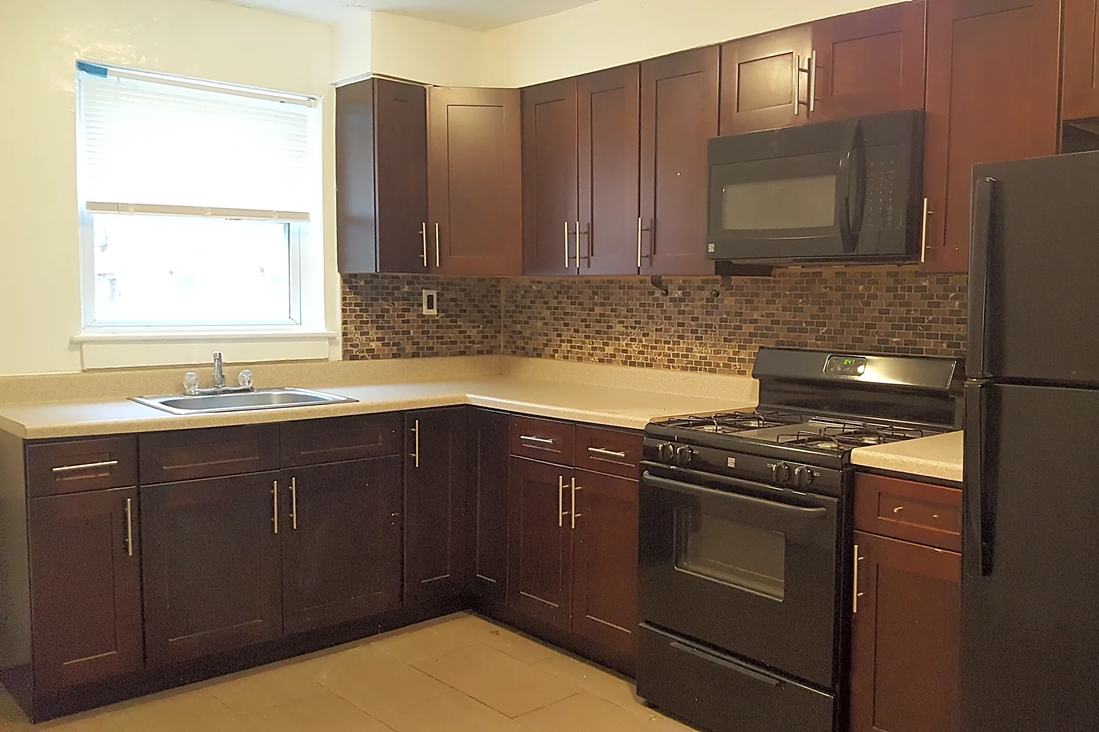 Bell Lake Park Apartments 431 Myrtle Ave Woodbury, NJ Apartments