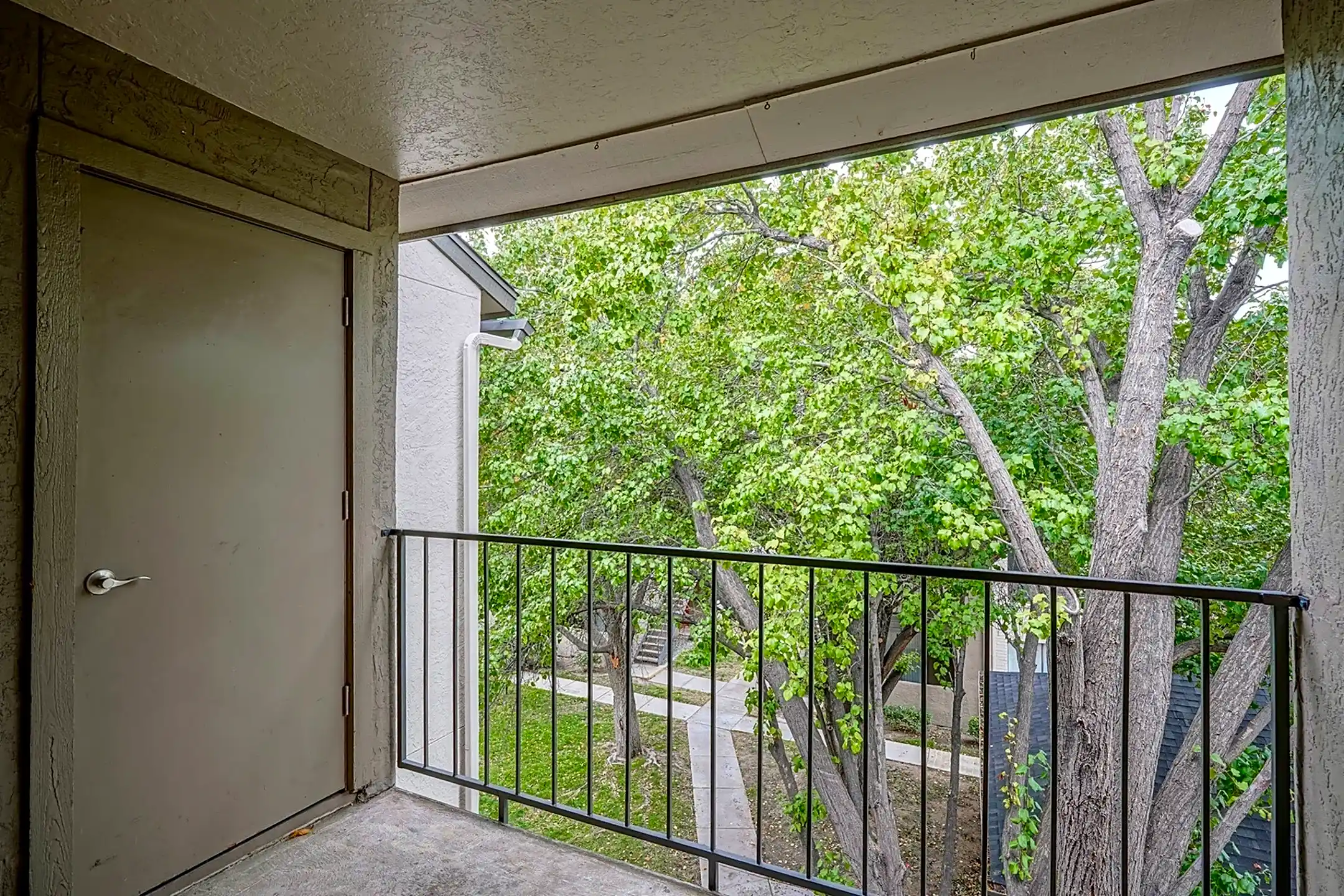 The Silverado 5741 Osuna Rd NE Albuquerque, NM Apartments for Rent