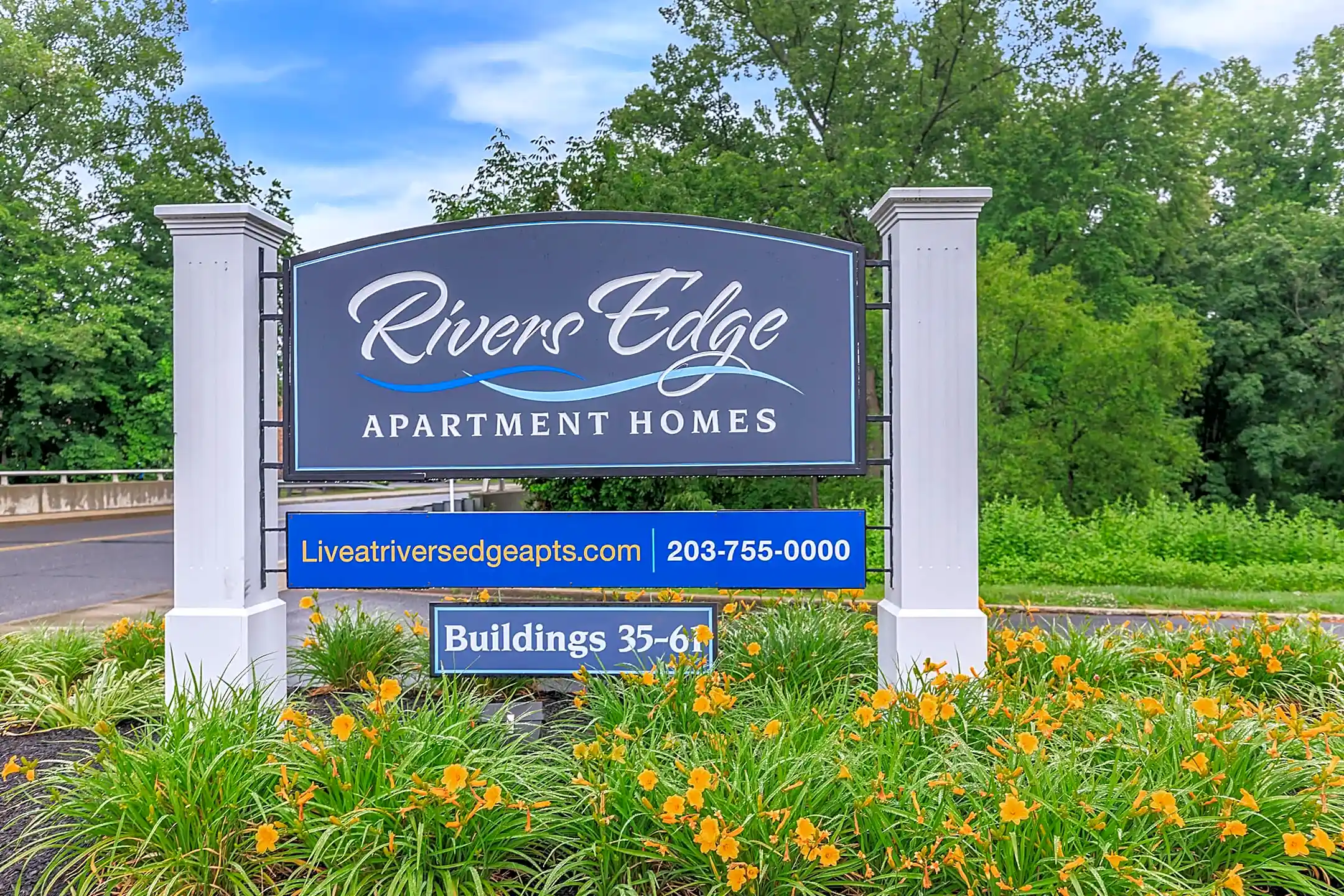 Rivers Edge Apartments Waterbury, CT 06705