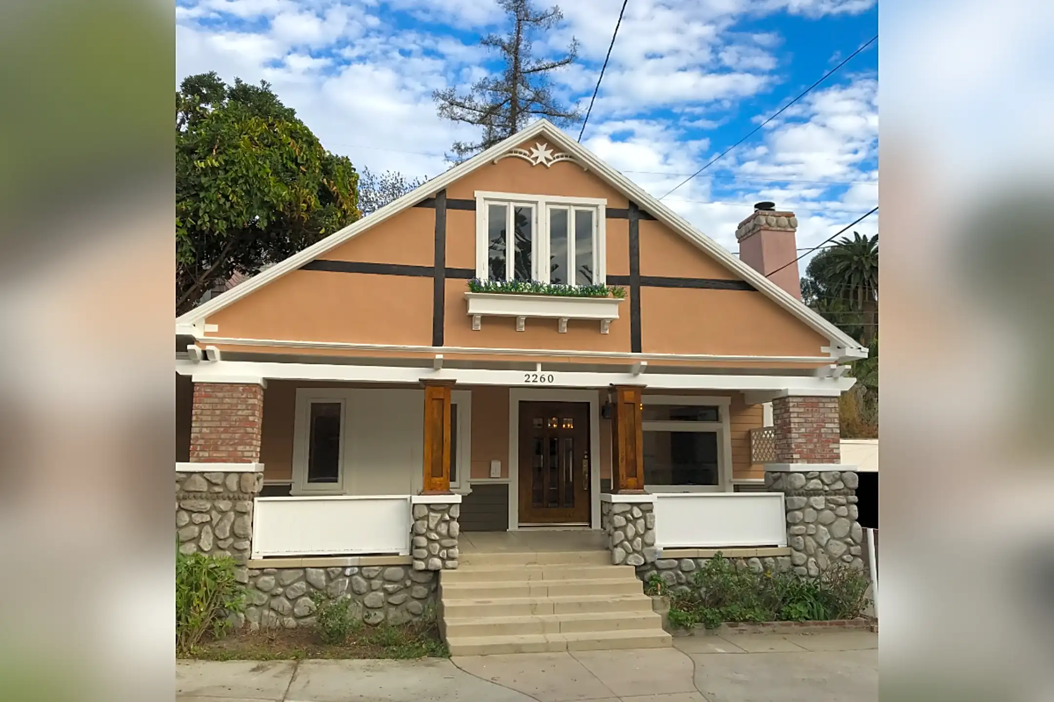 2260 Beachwood Dr 2260 Beachwood Dr unit ROOM Los Angeles, CA