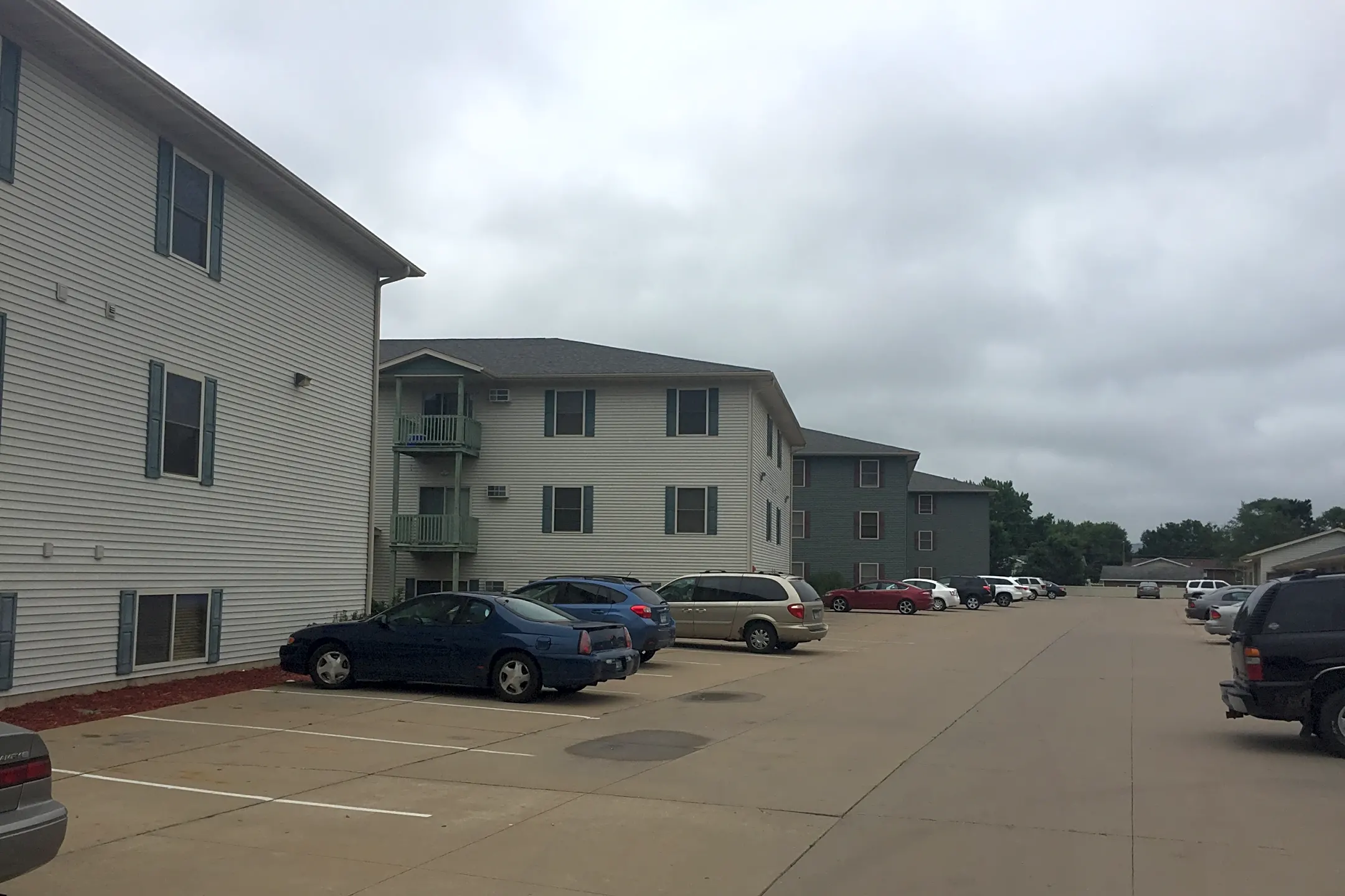 Hillview Apartments 4960 Service Dr Winona, MN Apartments for Rent