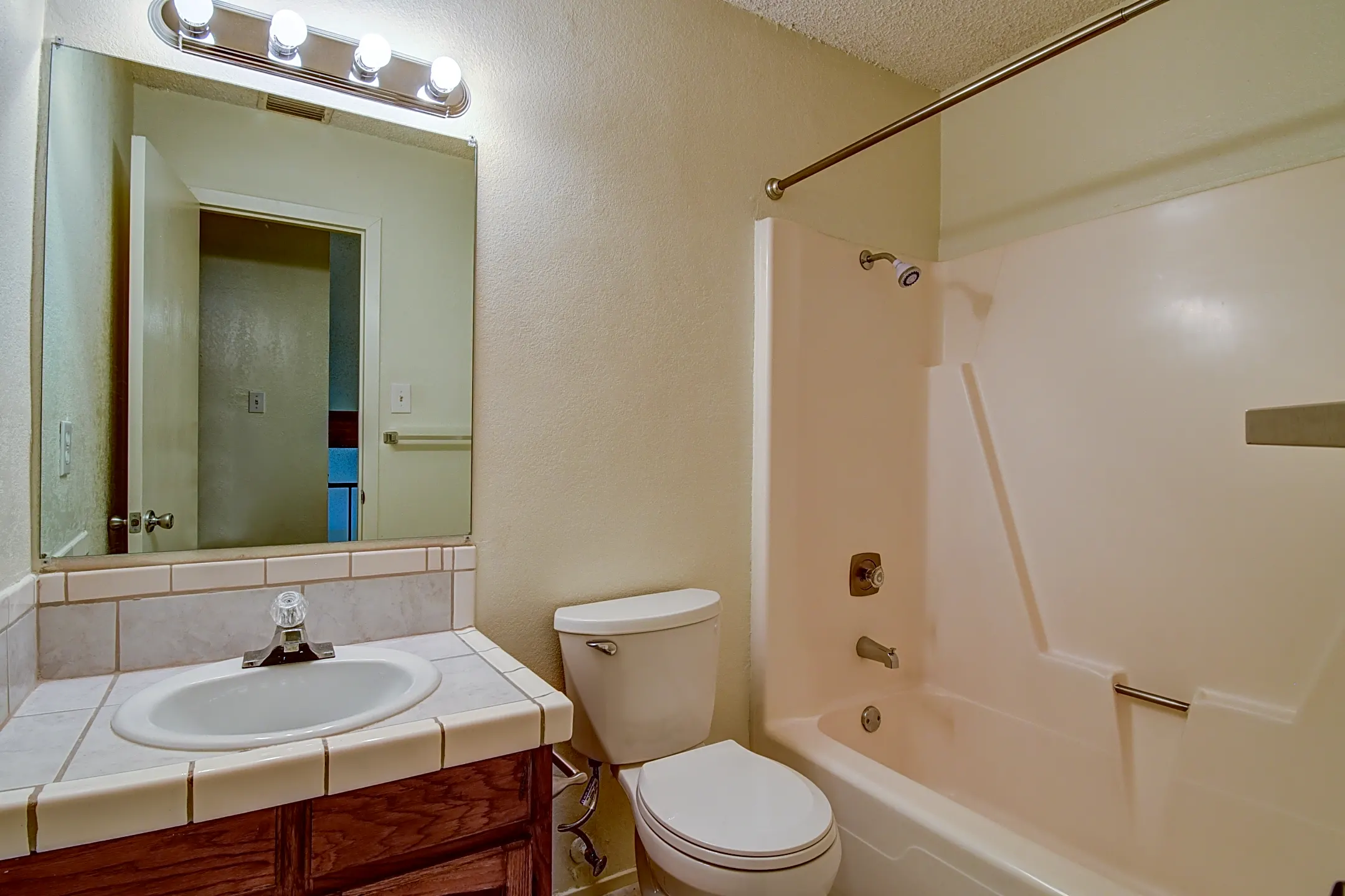 Peppertree Apartments - 1101 Dove Avenue West | McAllen, TX for Rent ...