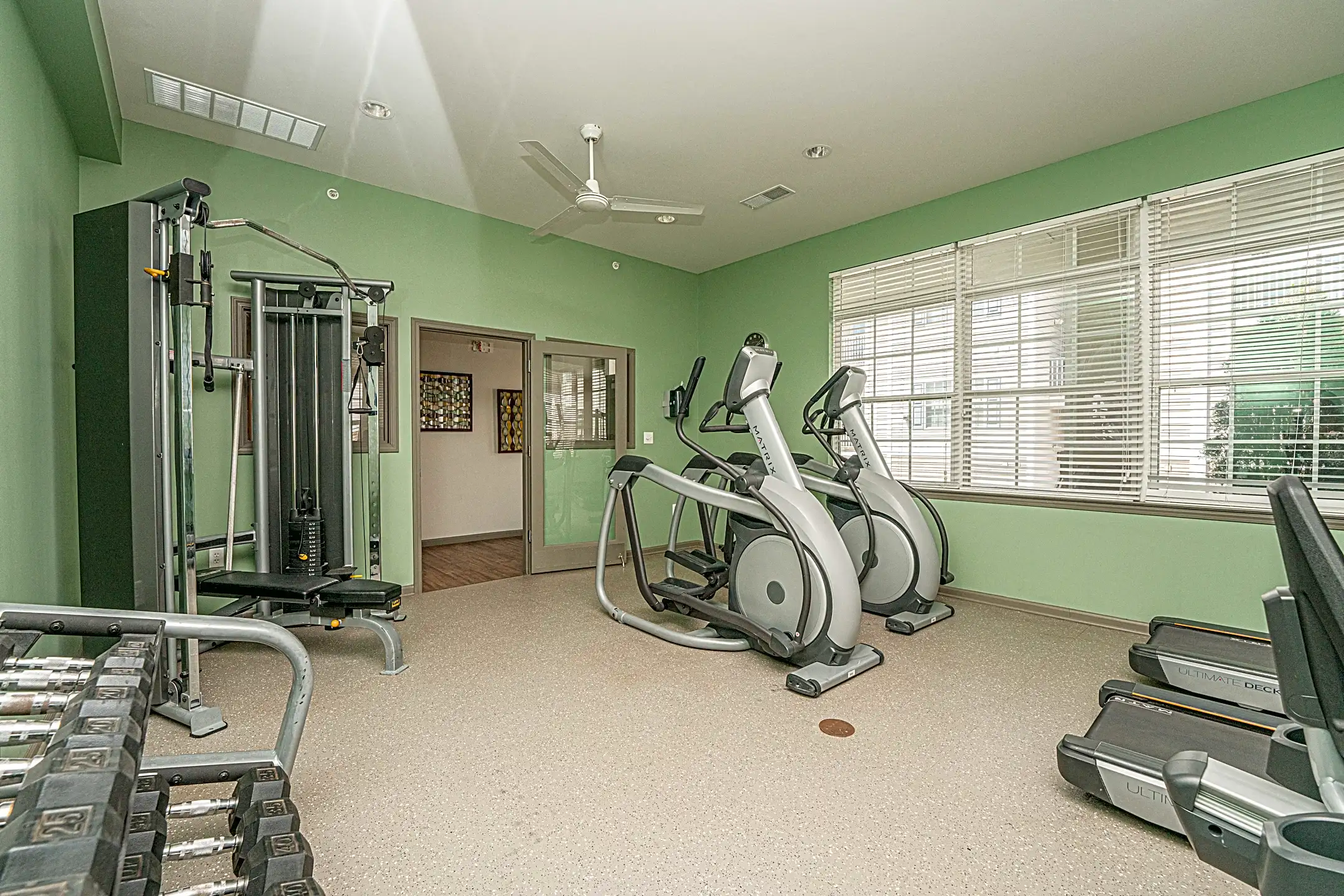 Celtic Crossing 1200 Belfast Dr Saint Peters, MO Apartments for