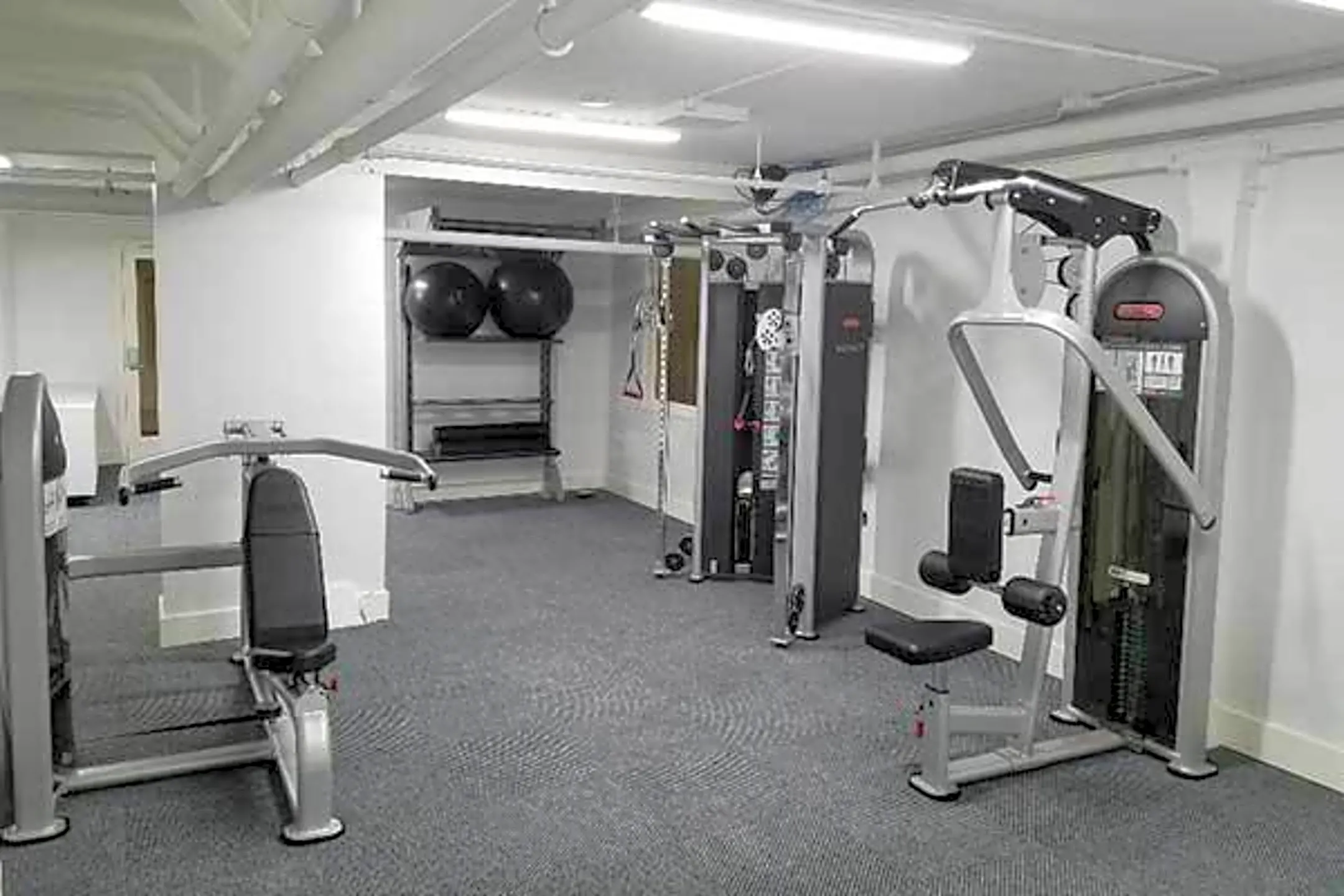 Fitness Weight Room - Westover Tower - Portland, OR