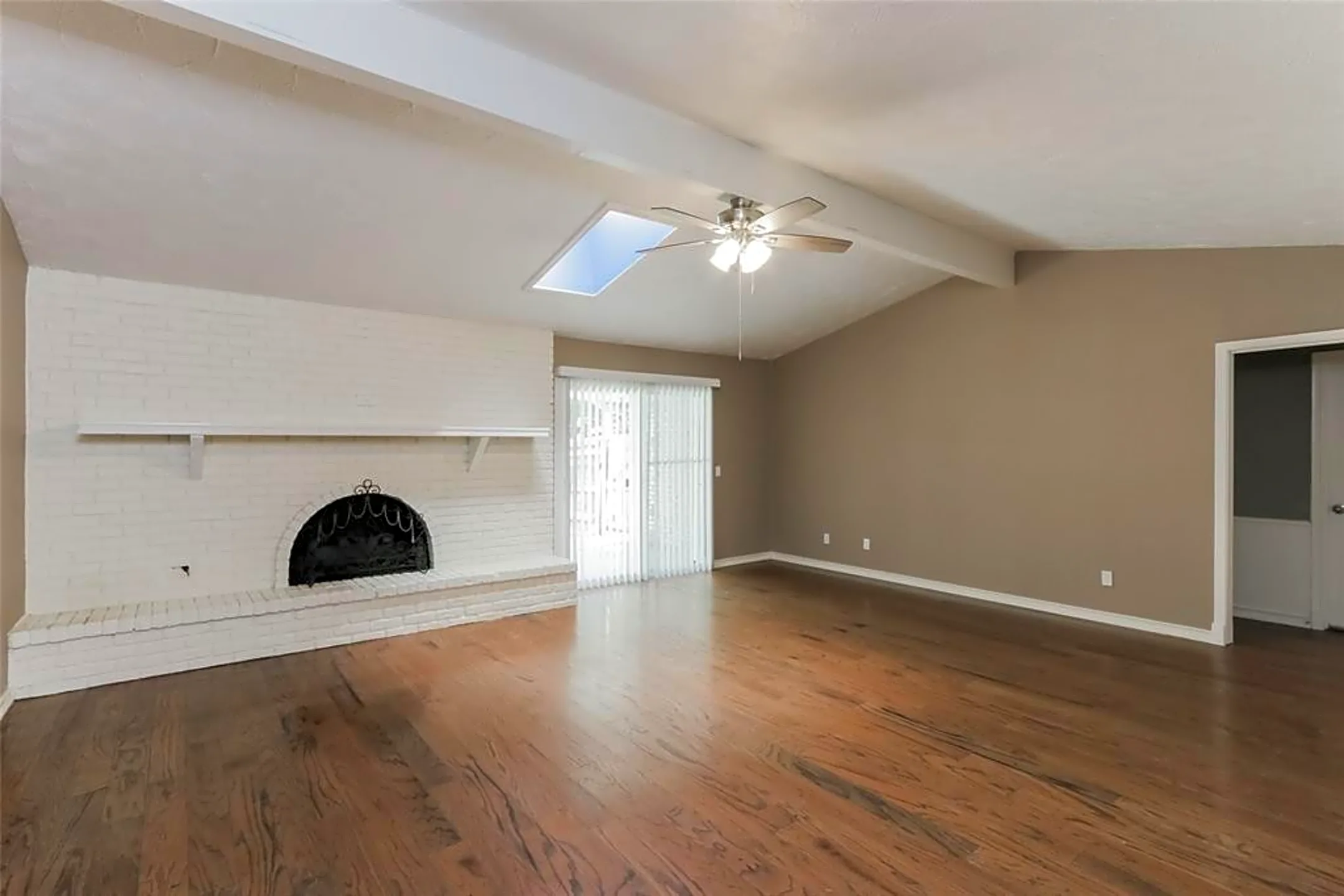 Living Room - 1608 Cloister Way - Plano, TX