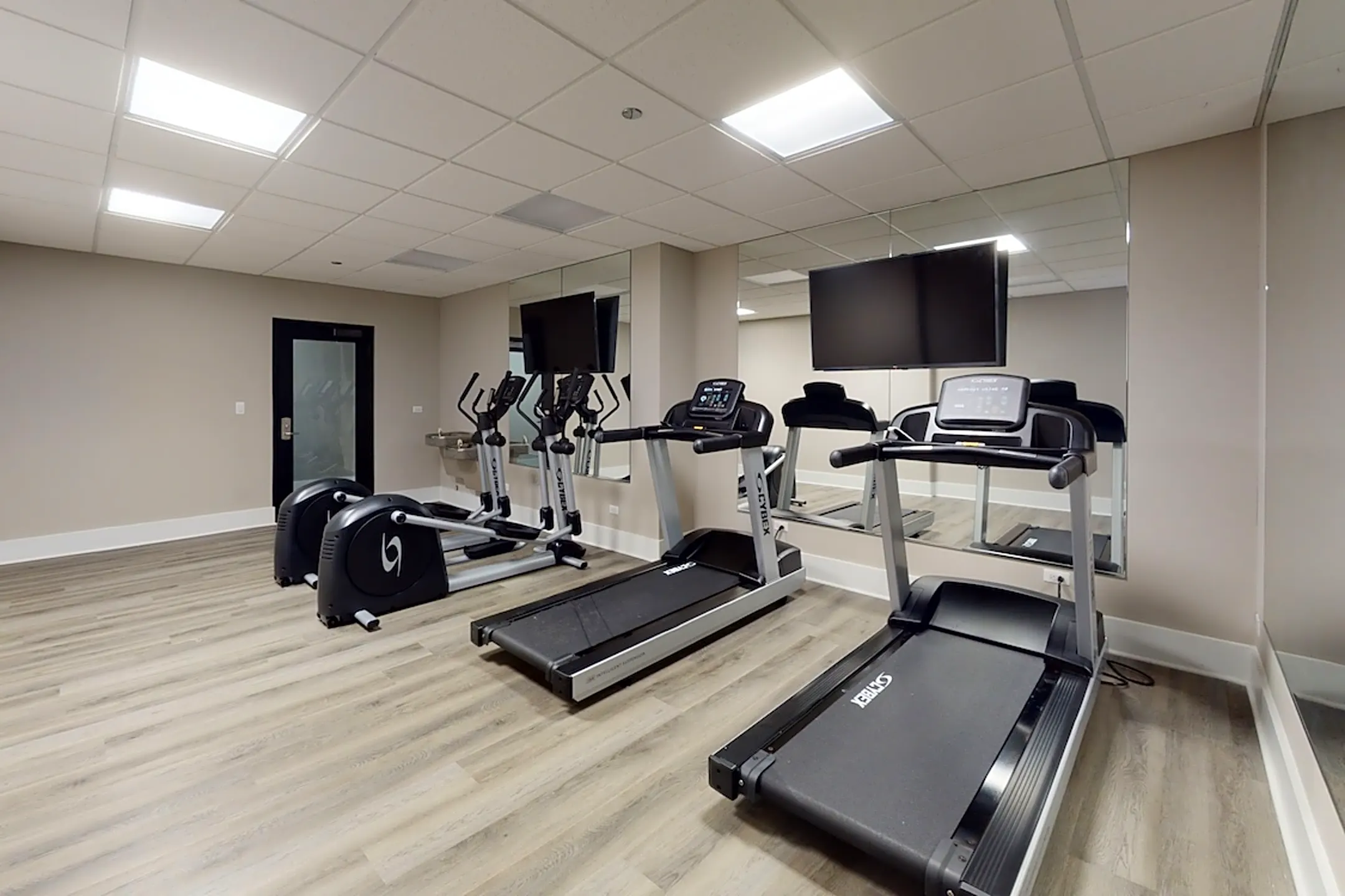 Fitness Weight Room - 180 W. Adams - Chicago, IL