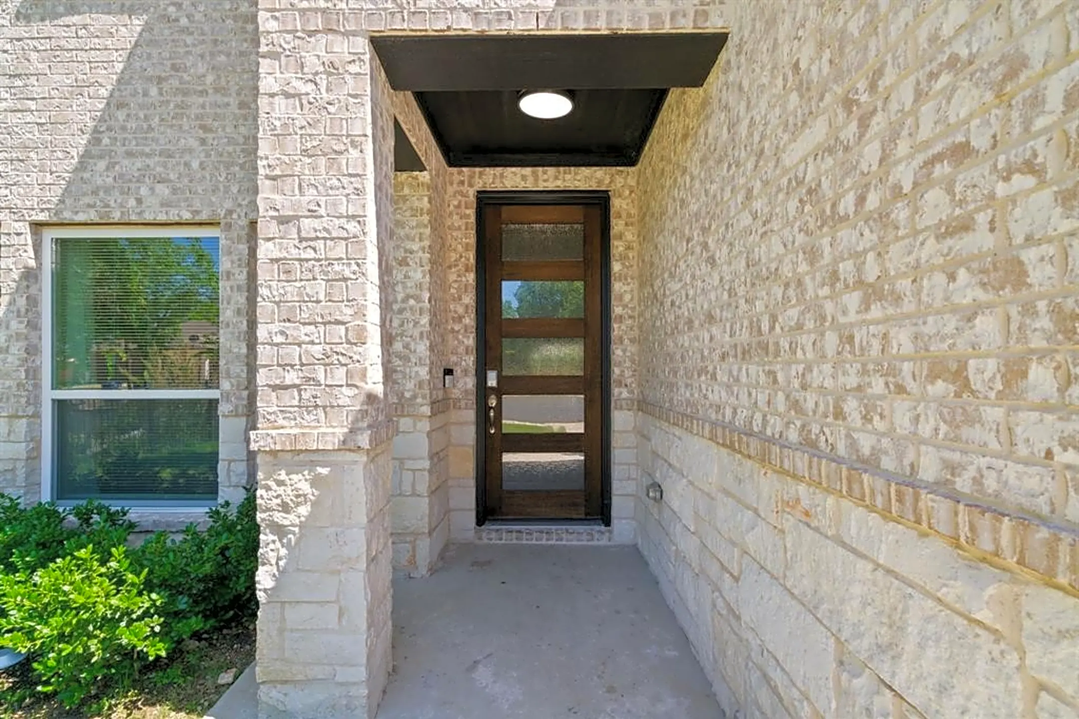 Patio / Deck - 1819 Dennison St - Dallas, TX