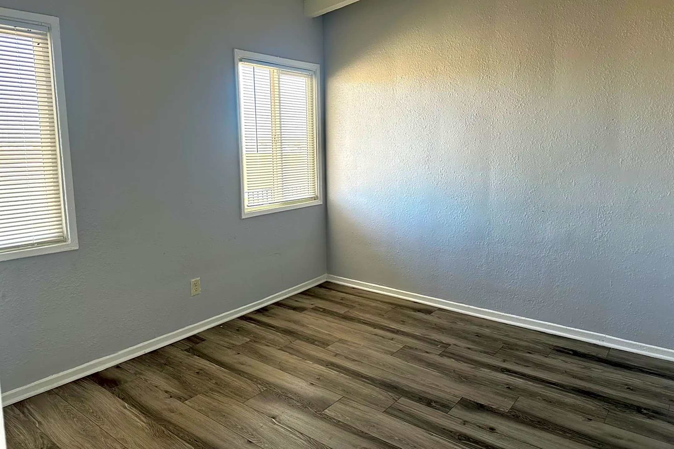 2841 B St Houses Rosamond, CA 93560