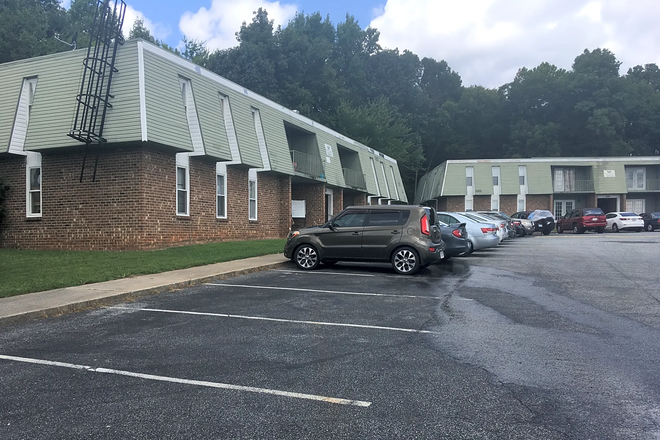 Spring Manor Apartments Greensboro Nc