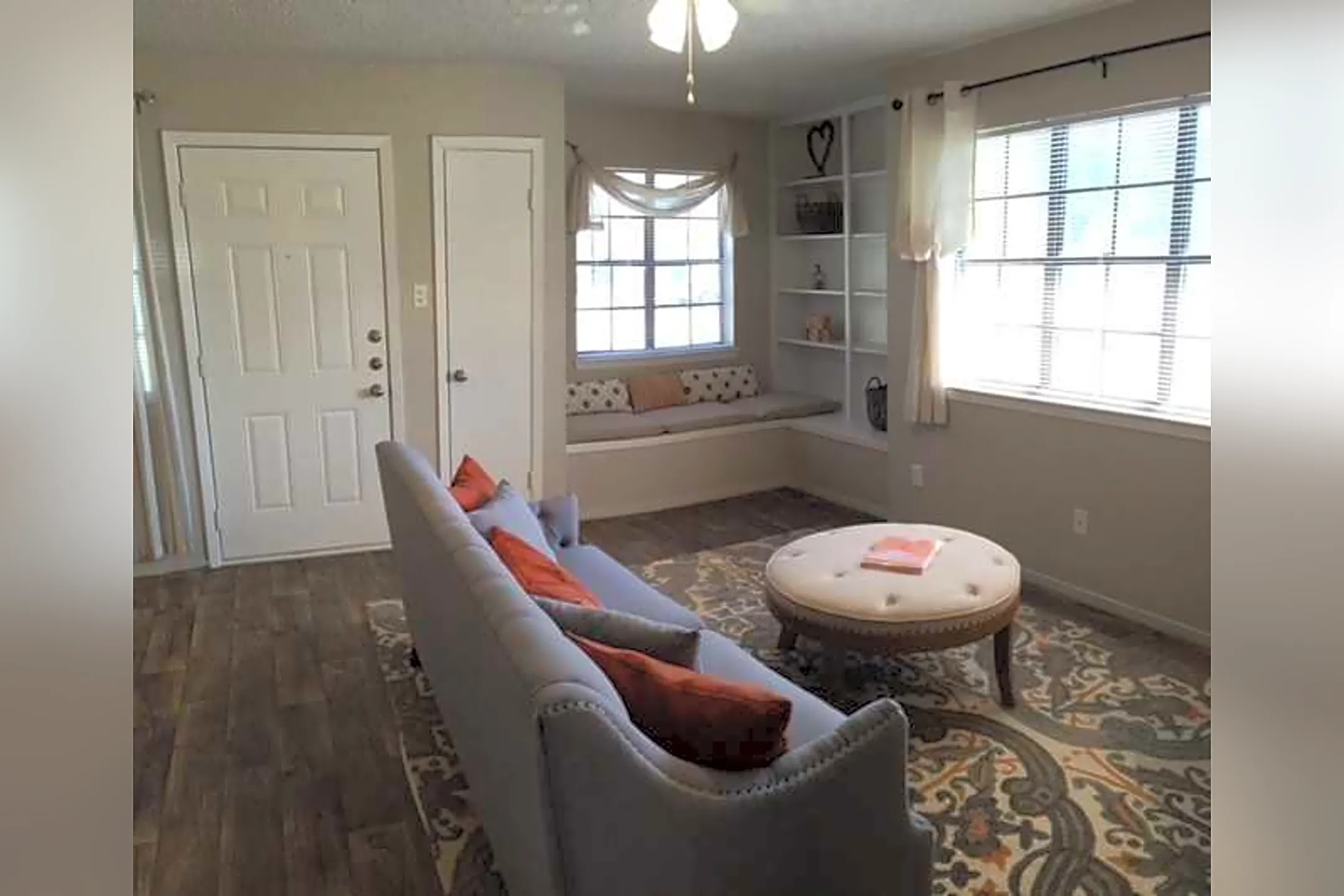 Living Room - 31 Thirty Apartments - Bryan, TX