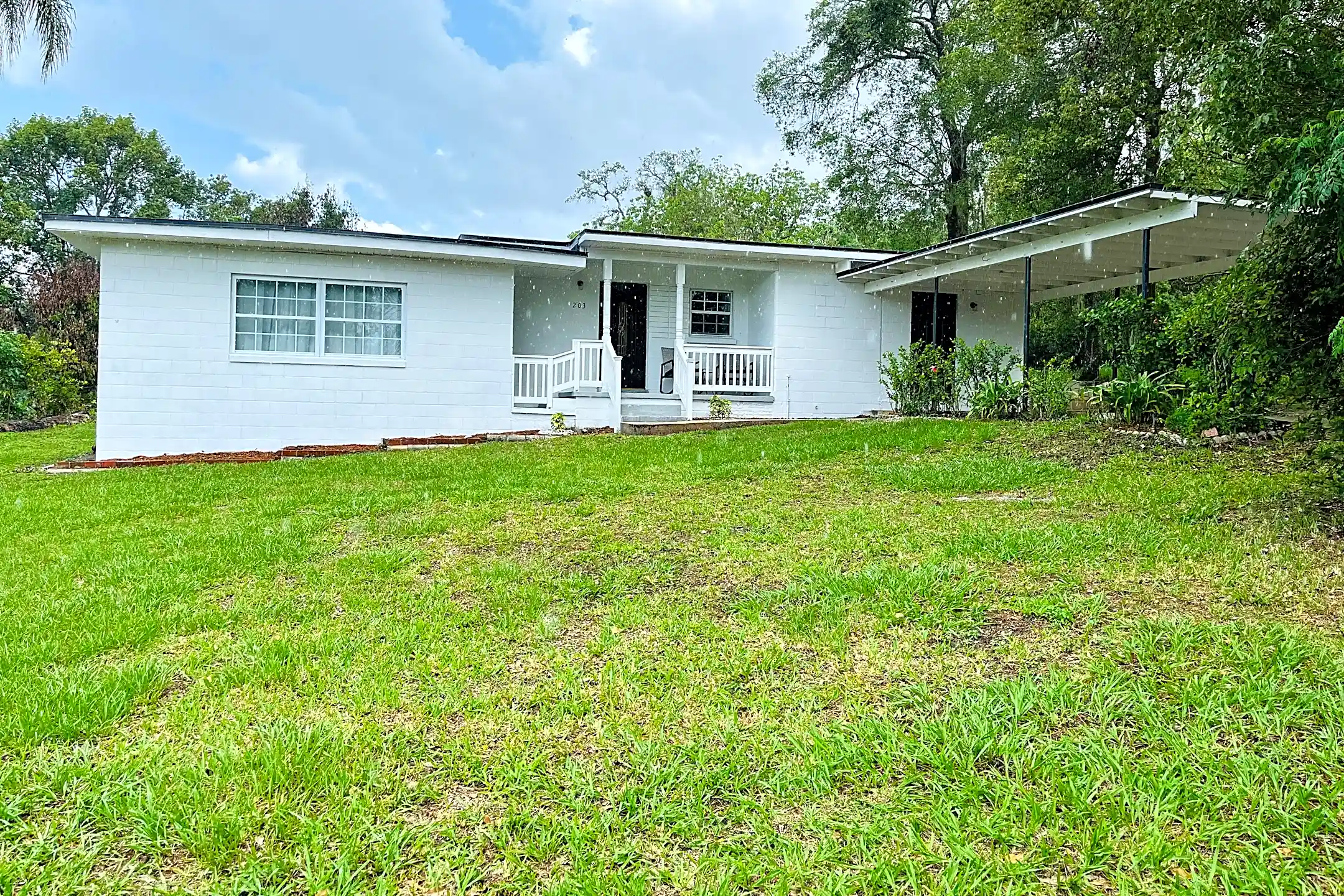 Street Houses Fruitland Park, FL 34731