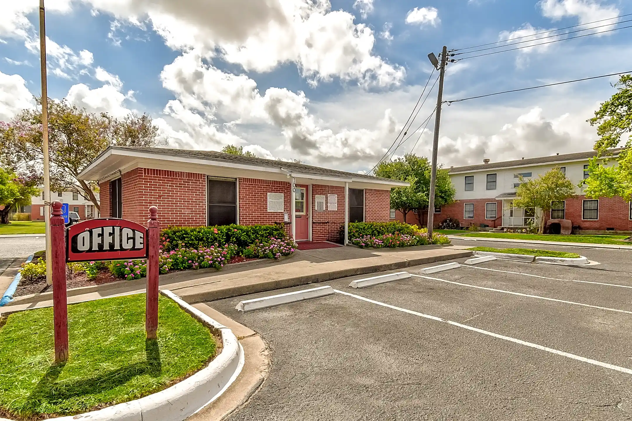 Buccaneer Apartments Corpus Christi, TX 78411