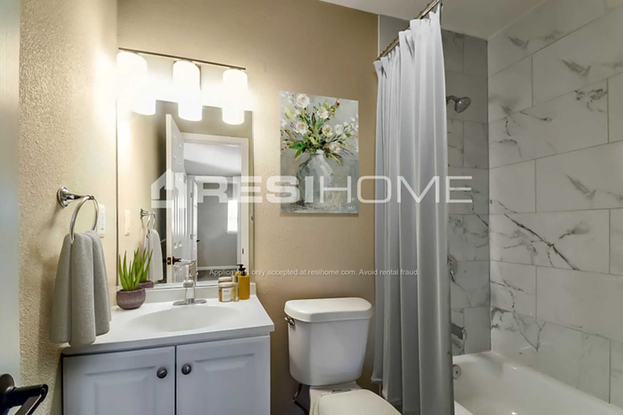 Bathroom - 1501 Lorraine Drive - Plano, TX