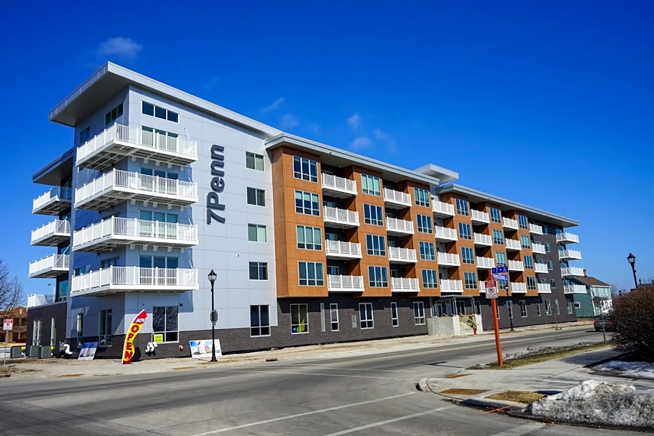 7Penn Apartments Sheboygan, WI 53081