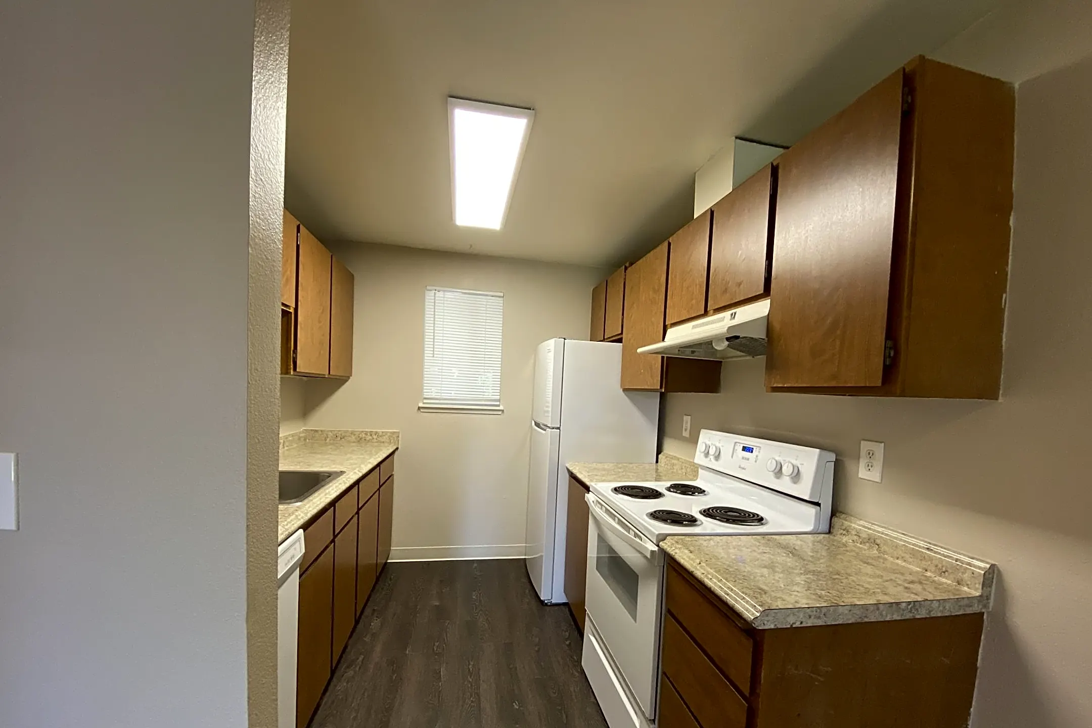 Kitchen - Hidden Firs Apartments - Tacoma, WA