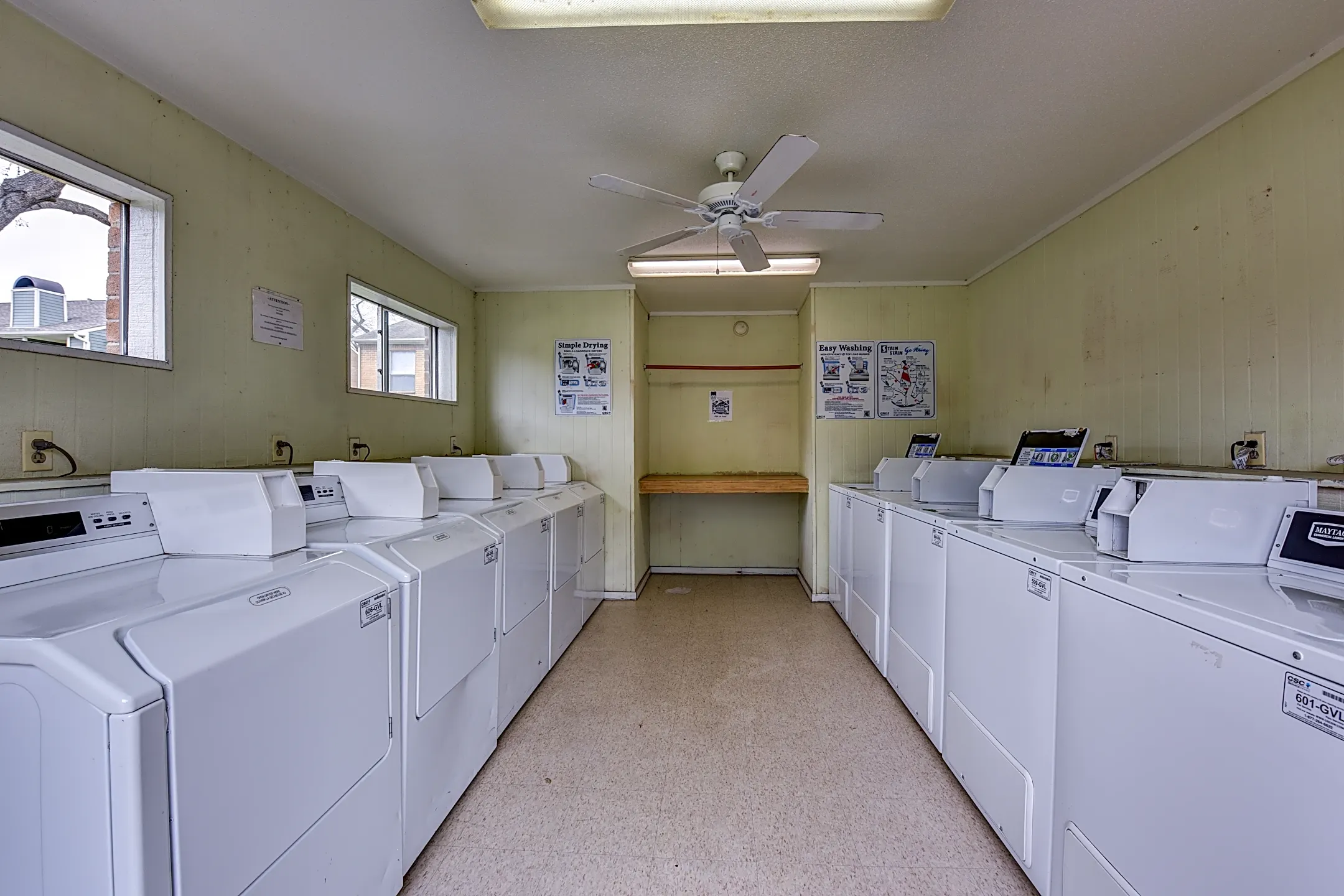 Greentree Apartments 502 East Sam Houston Parkway South Pasadena