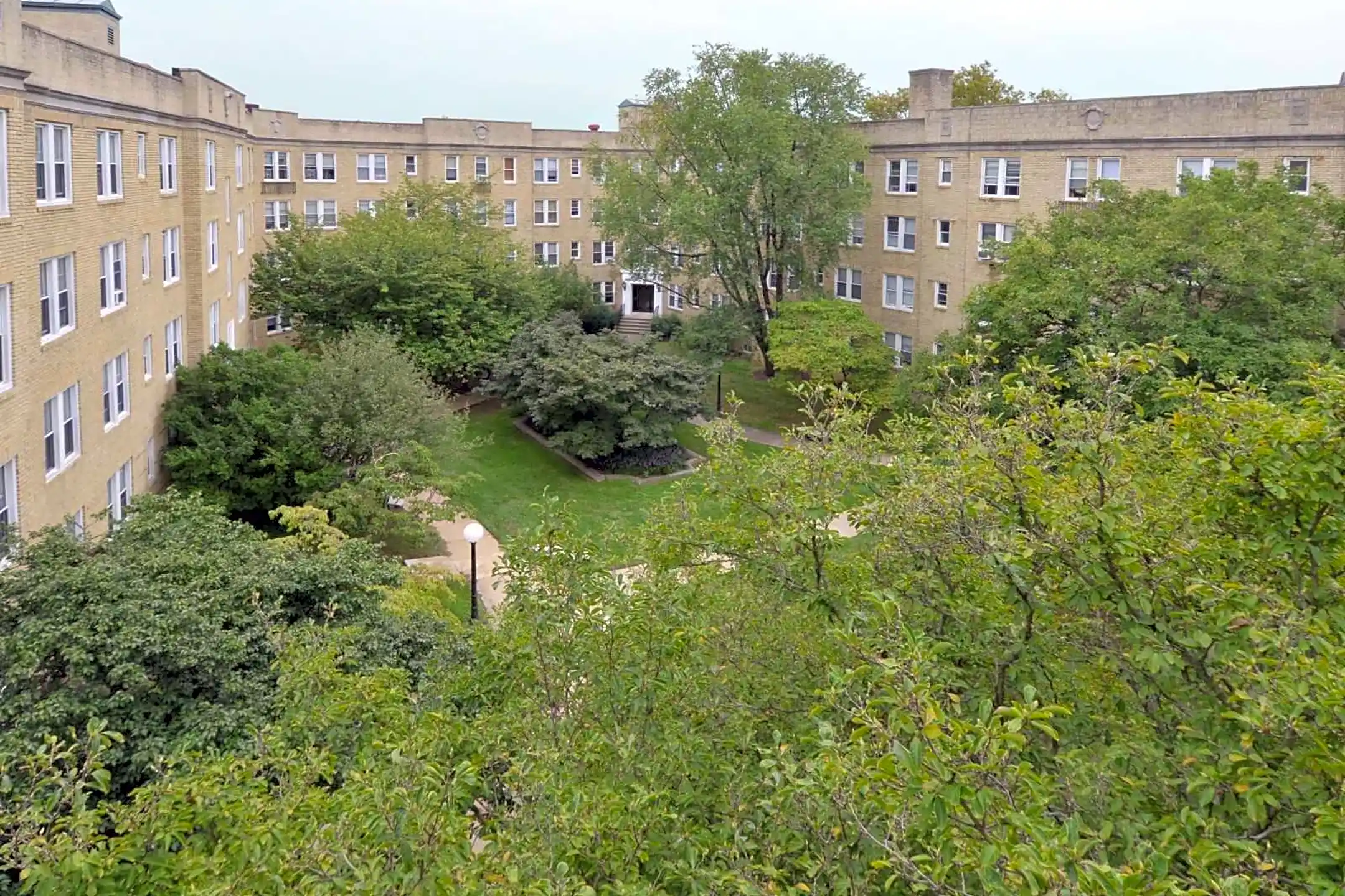 Grand Court Apartments Upper Darby PA 19082