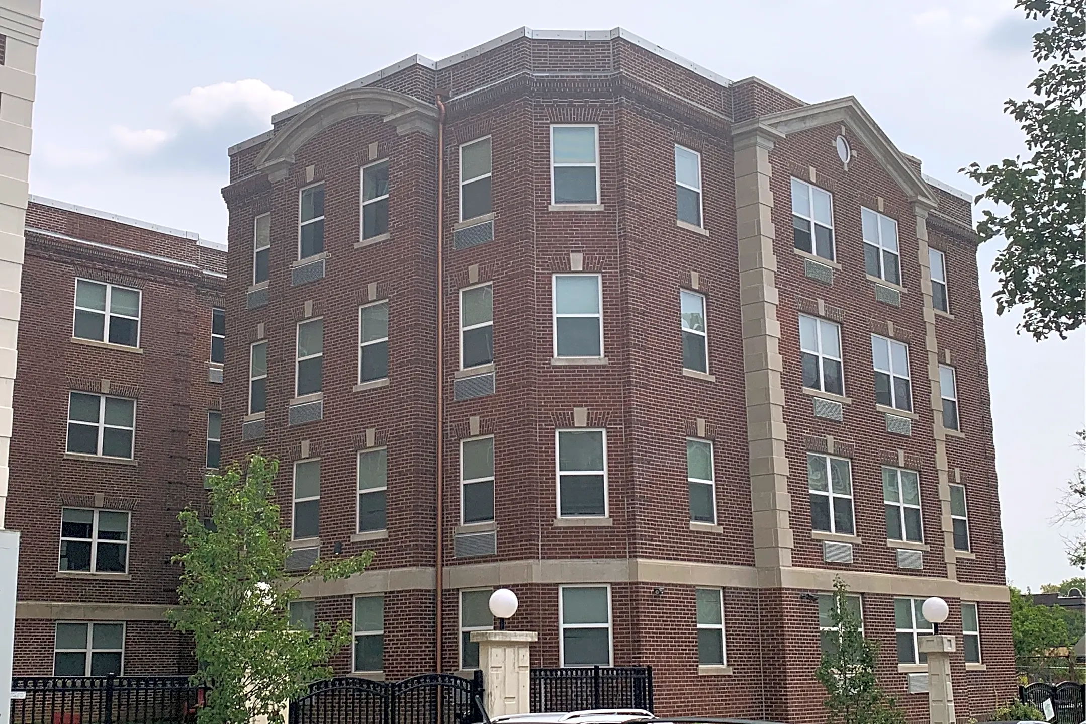 Croydon Hall Apartments Apartments Philadelphia, PA 19139