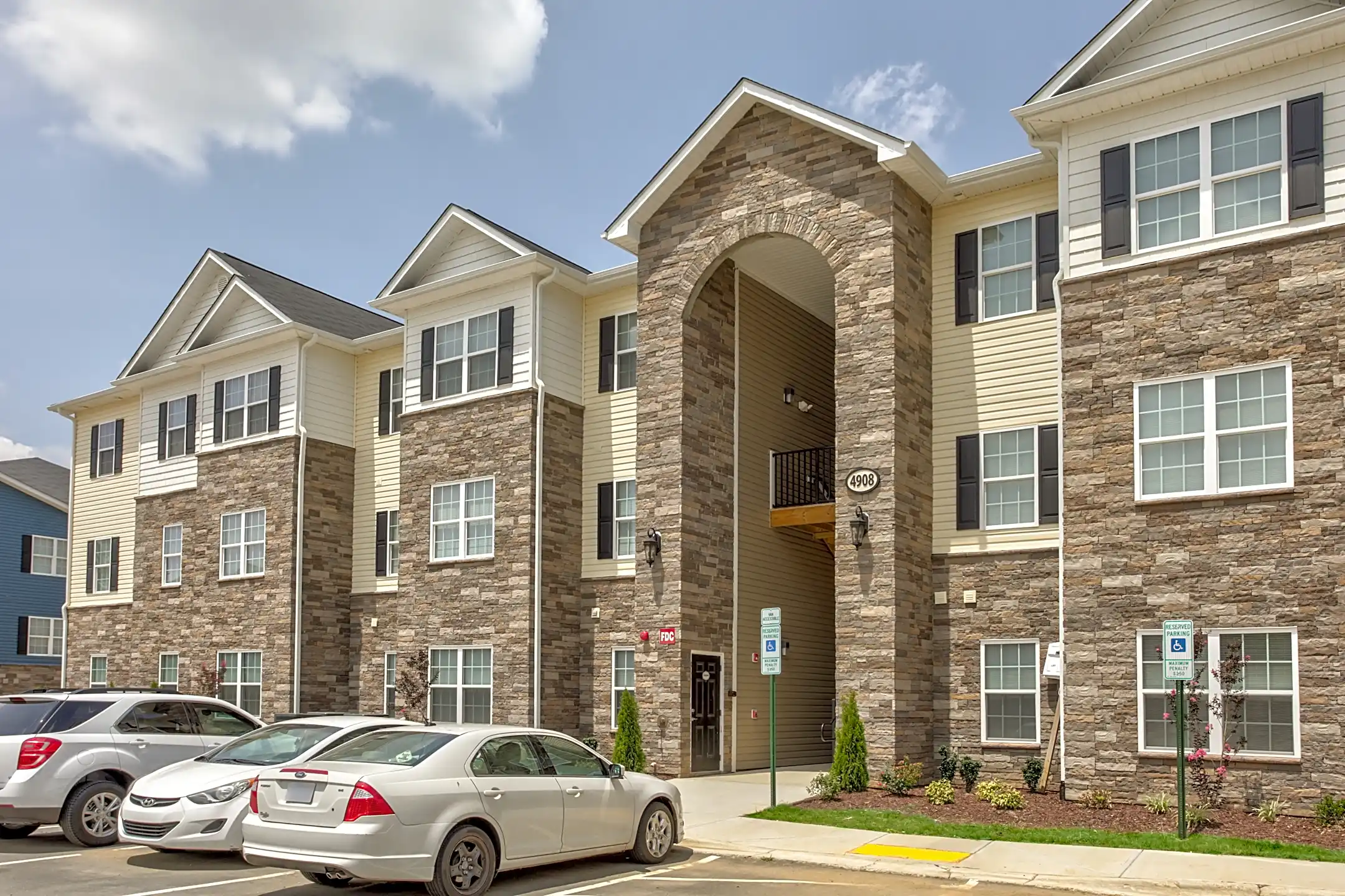 Thomas Estates Greensboro, NC 27407