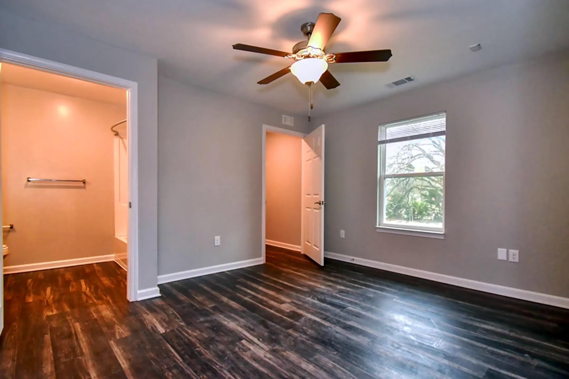 La Grange Springs 1005 Springs Loop La Grange, TX Apartments for