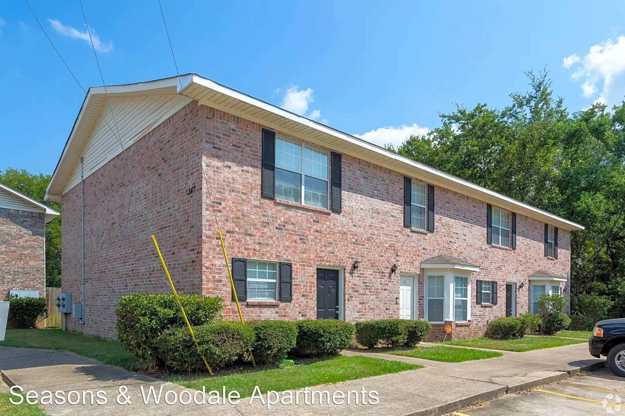 Building - Seasons & Woodale Apartments - Monroe, LA