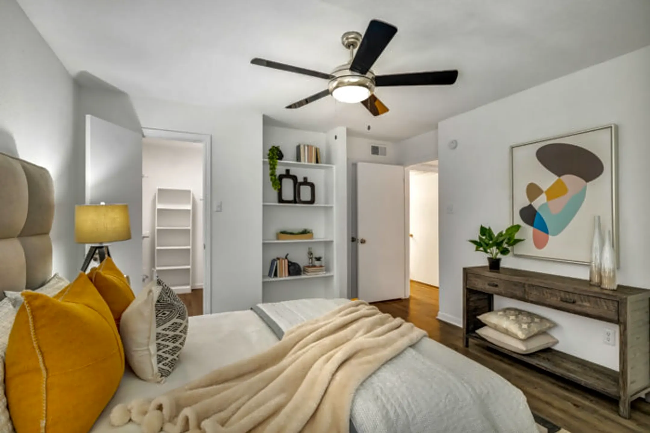 Ascent at North 1735 Rutland Dr Austin, TX Apartments for