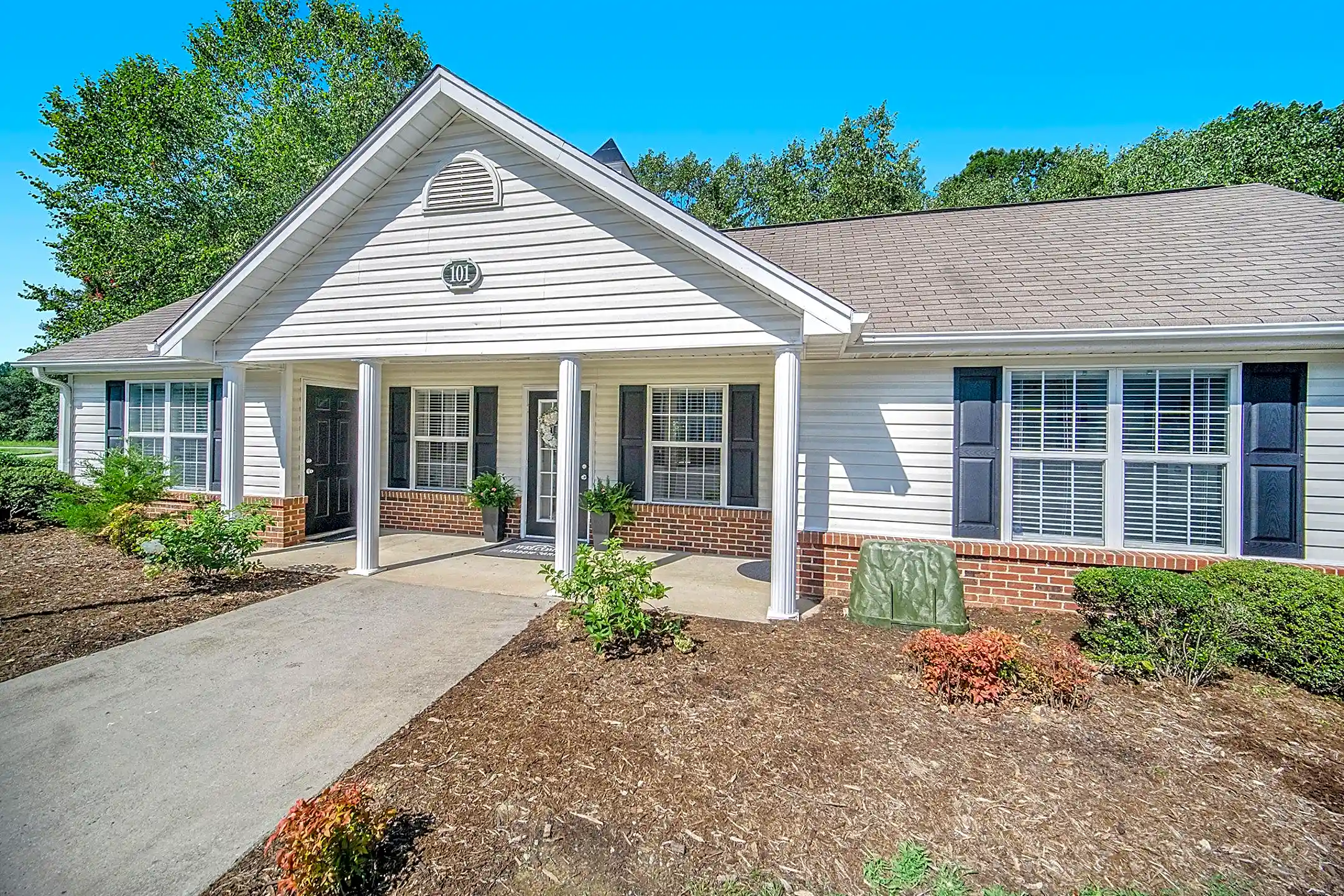 Meadow Park Apartments Greensboro, NC 27406